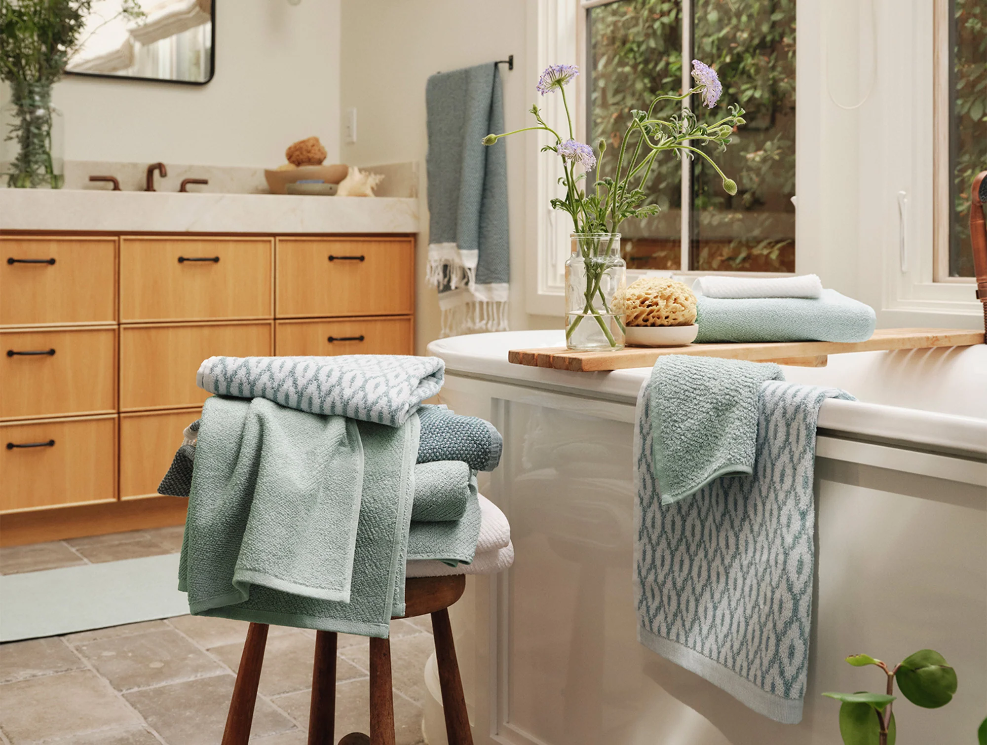 Air Weight® Organic Guest Towel - Image 3