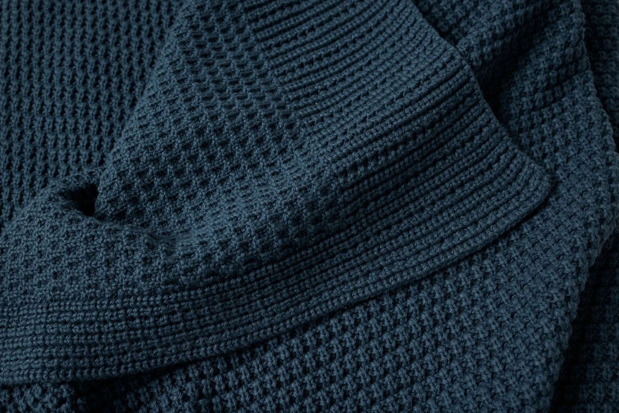 Avalon Organic Knit Throw - Image 3