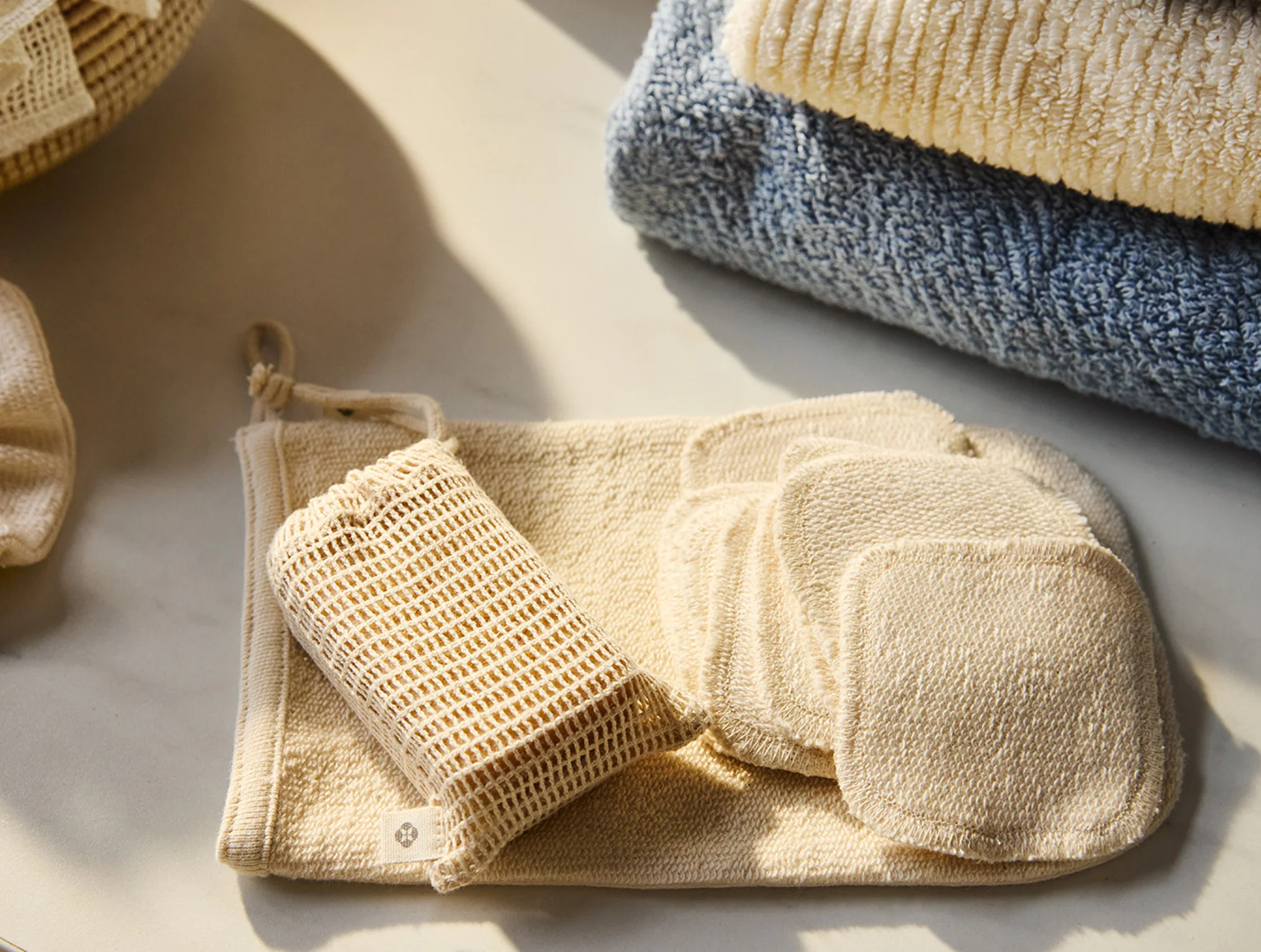 Bare Organic Bath Mitt - Image 2