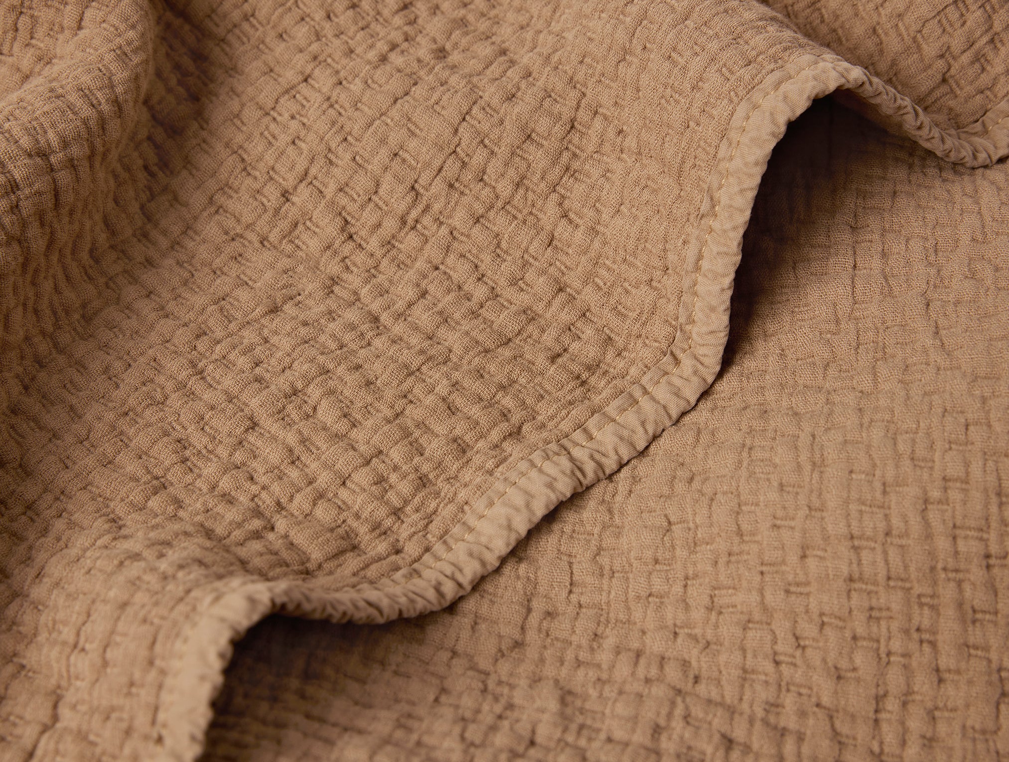 Cascade Organic Matelasse Blanket Set - Image 6