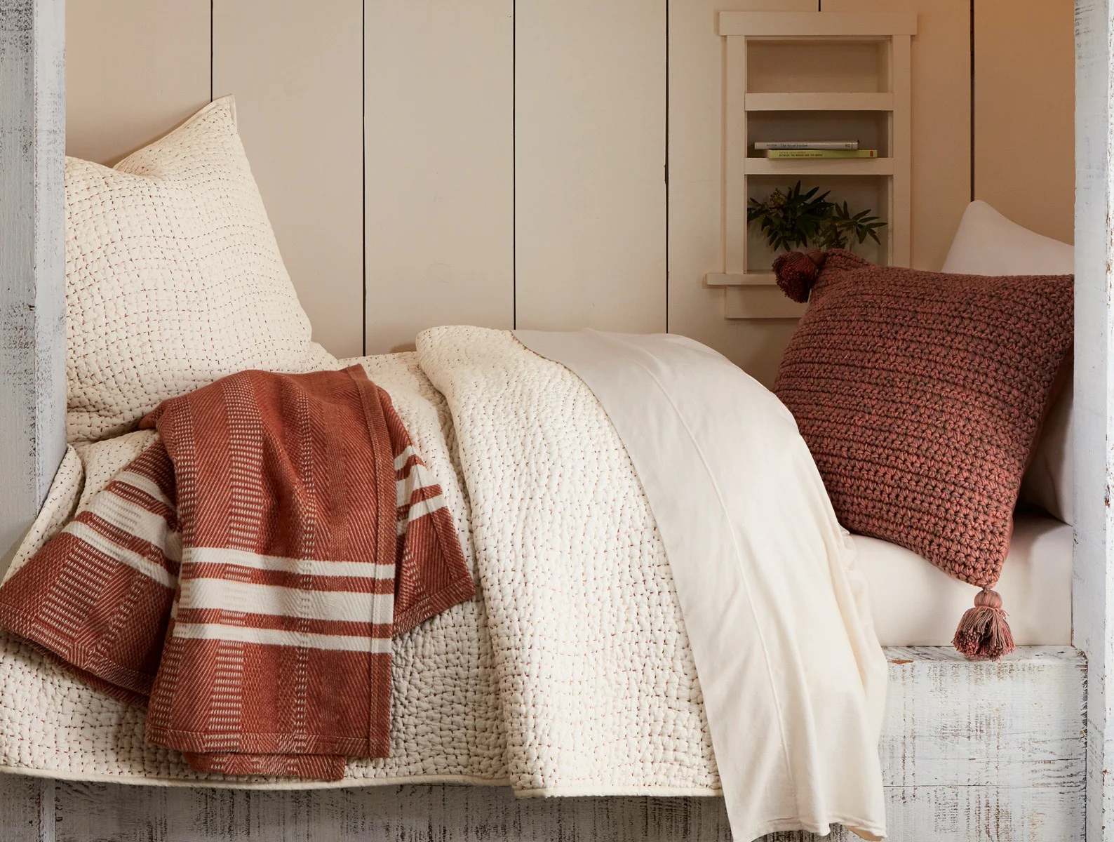 Cirrus Supersoft Organic Cotton Throw - Renewed - Image 11