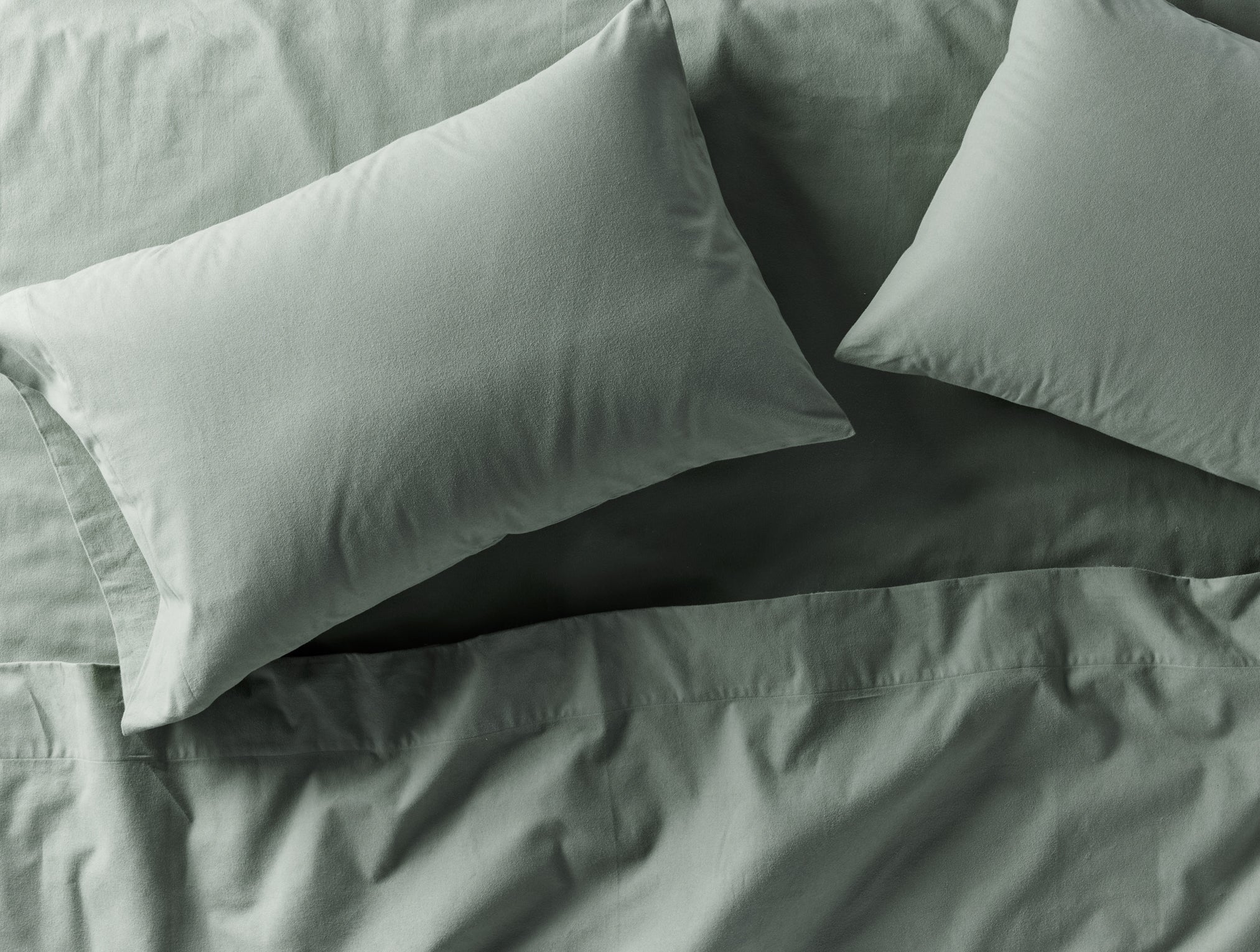 Cloud Brushed™ Organic Flannel Fitted Sheet - Renewed - Image 7