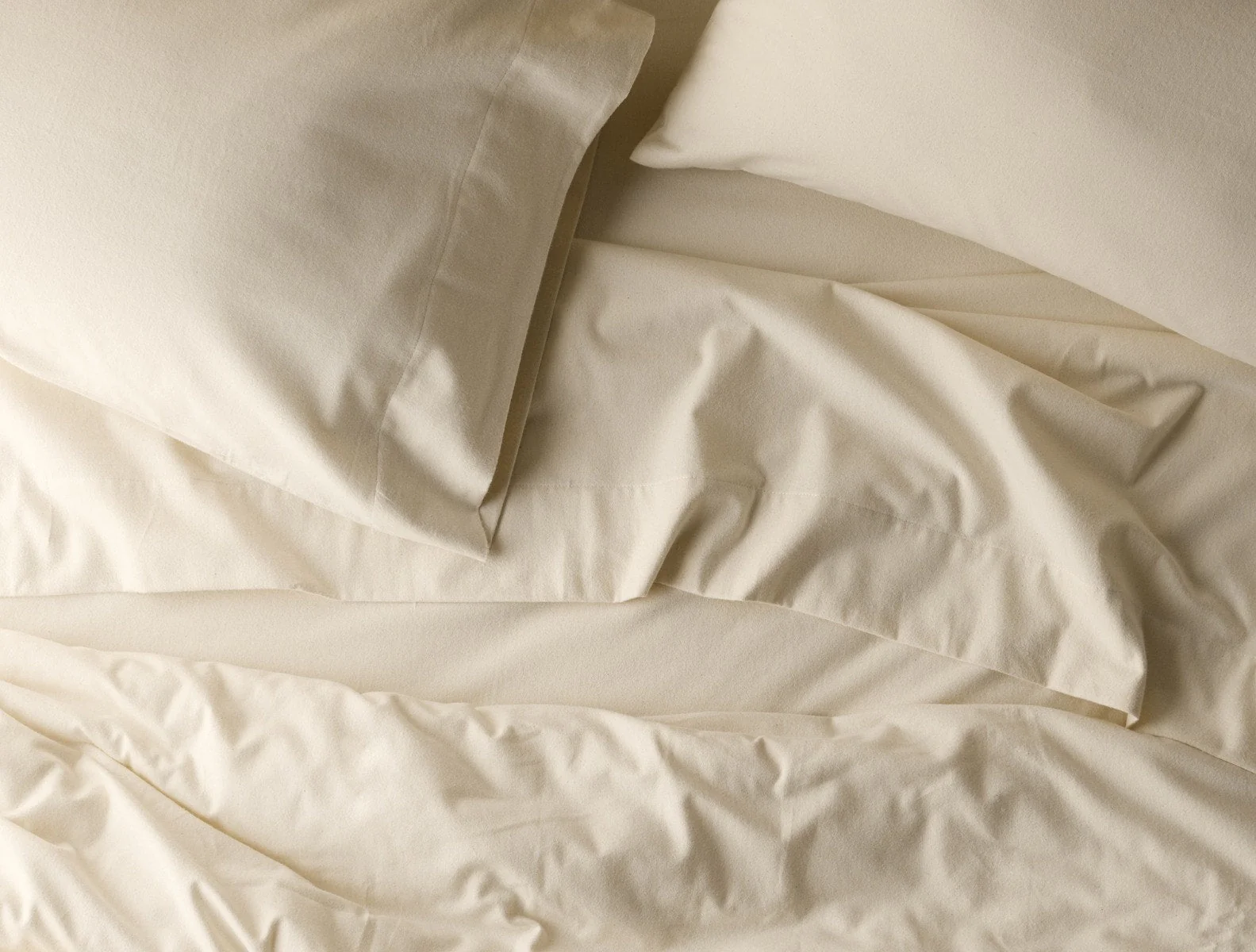 Cloud Brushed™ Organic Flannel Sheet Set - Renewed - Image 4