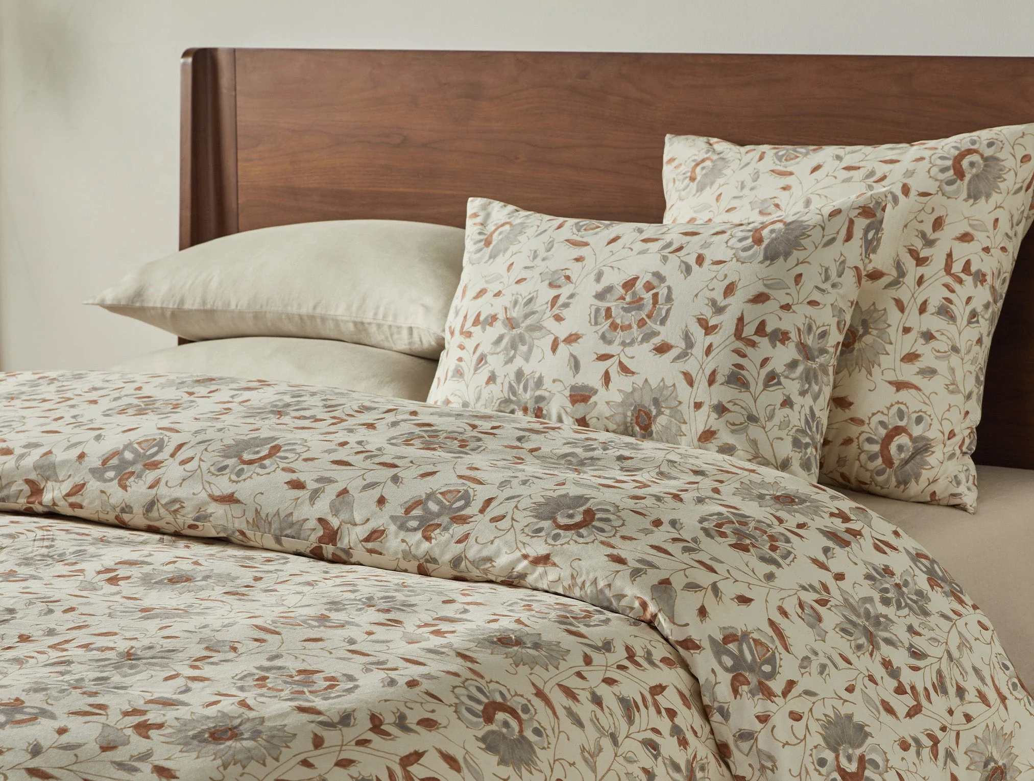 Coyuchi + Rejuvenation Flora Organic Print Duvet Cover - Renewed - Image 3