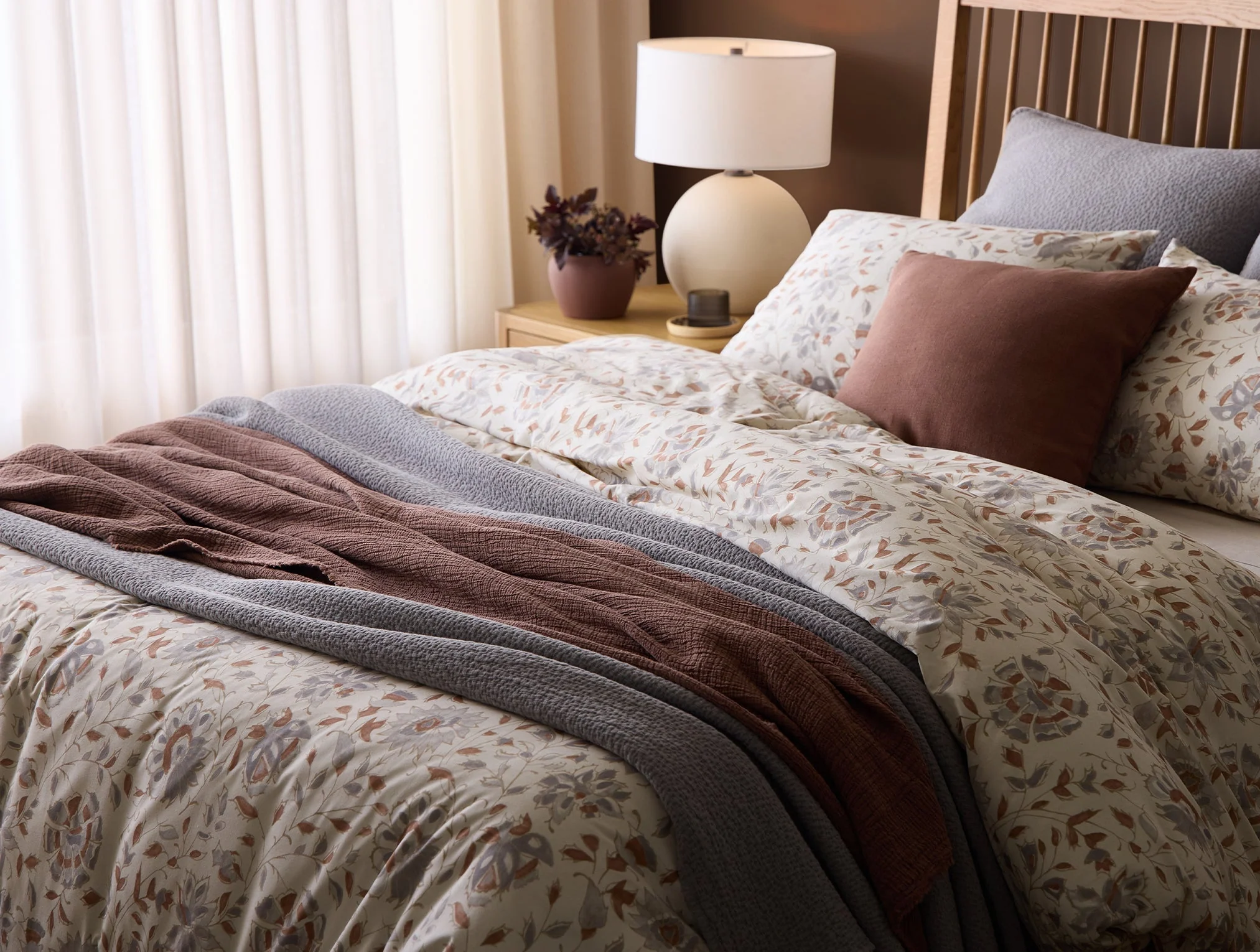 Coyuchi + Rejuvenation Flora Organic Print Duvet Cover - Renewed - Image 4