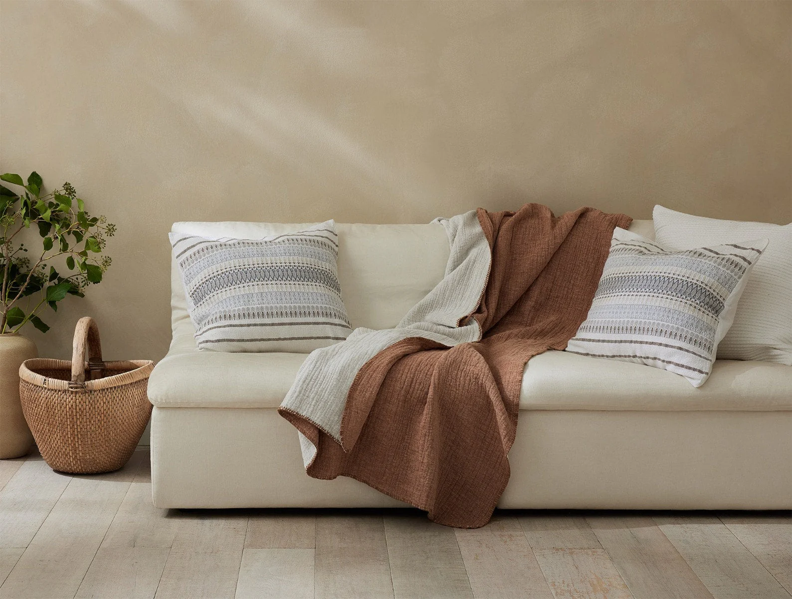 Cozy Cotton Organic Throw - Image 3