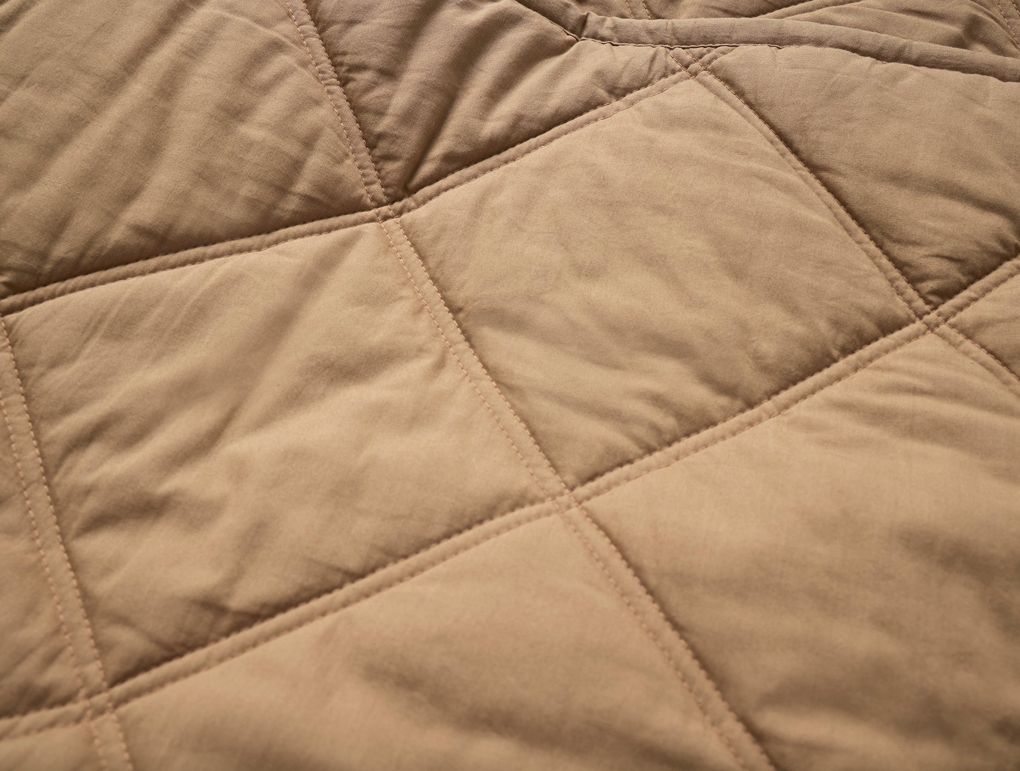 Diamond-Stitched Organic Cotton Comforter - Image 3
