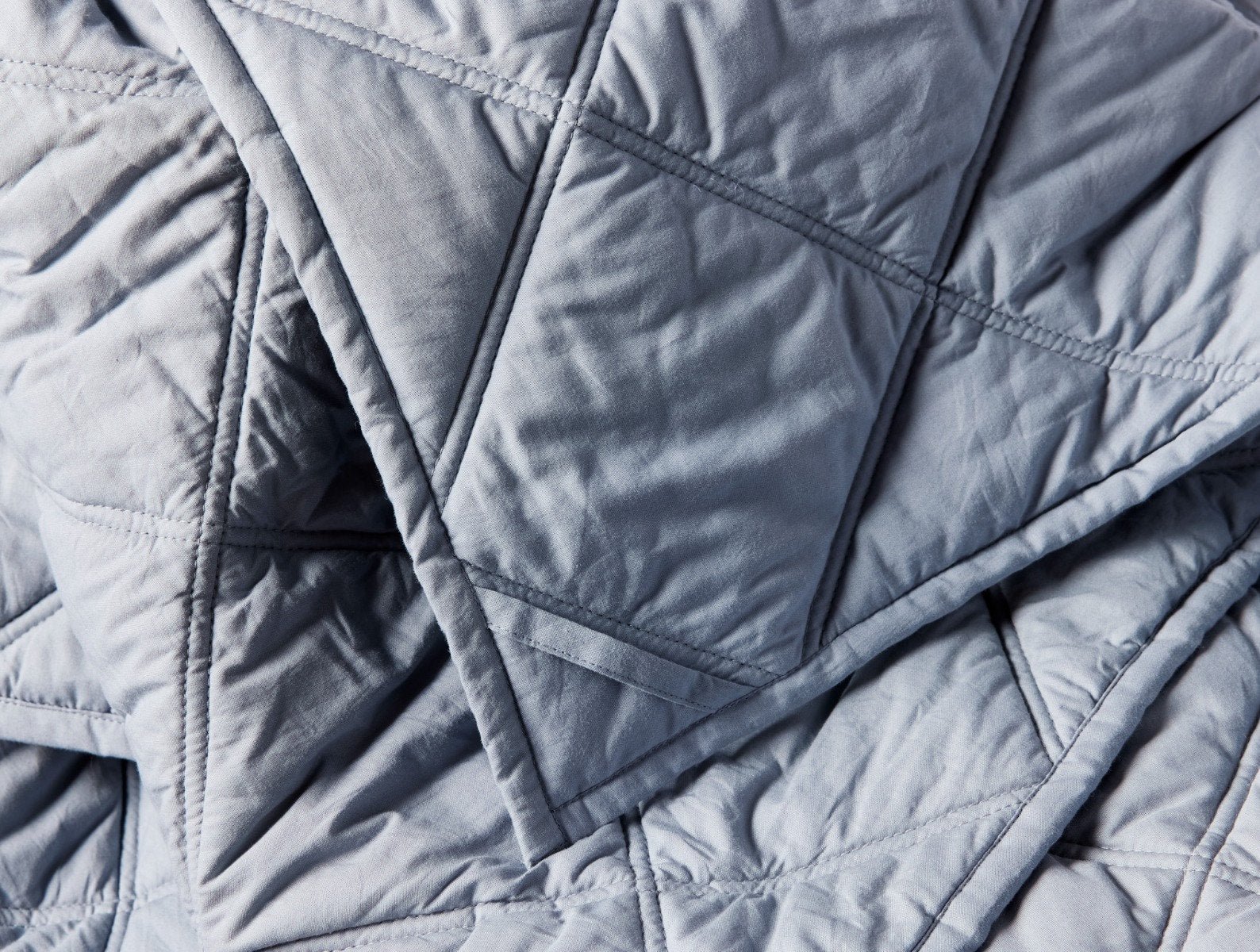 Diamond-Stitched Organic Cotton Comforter - Renewed - Image 2