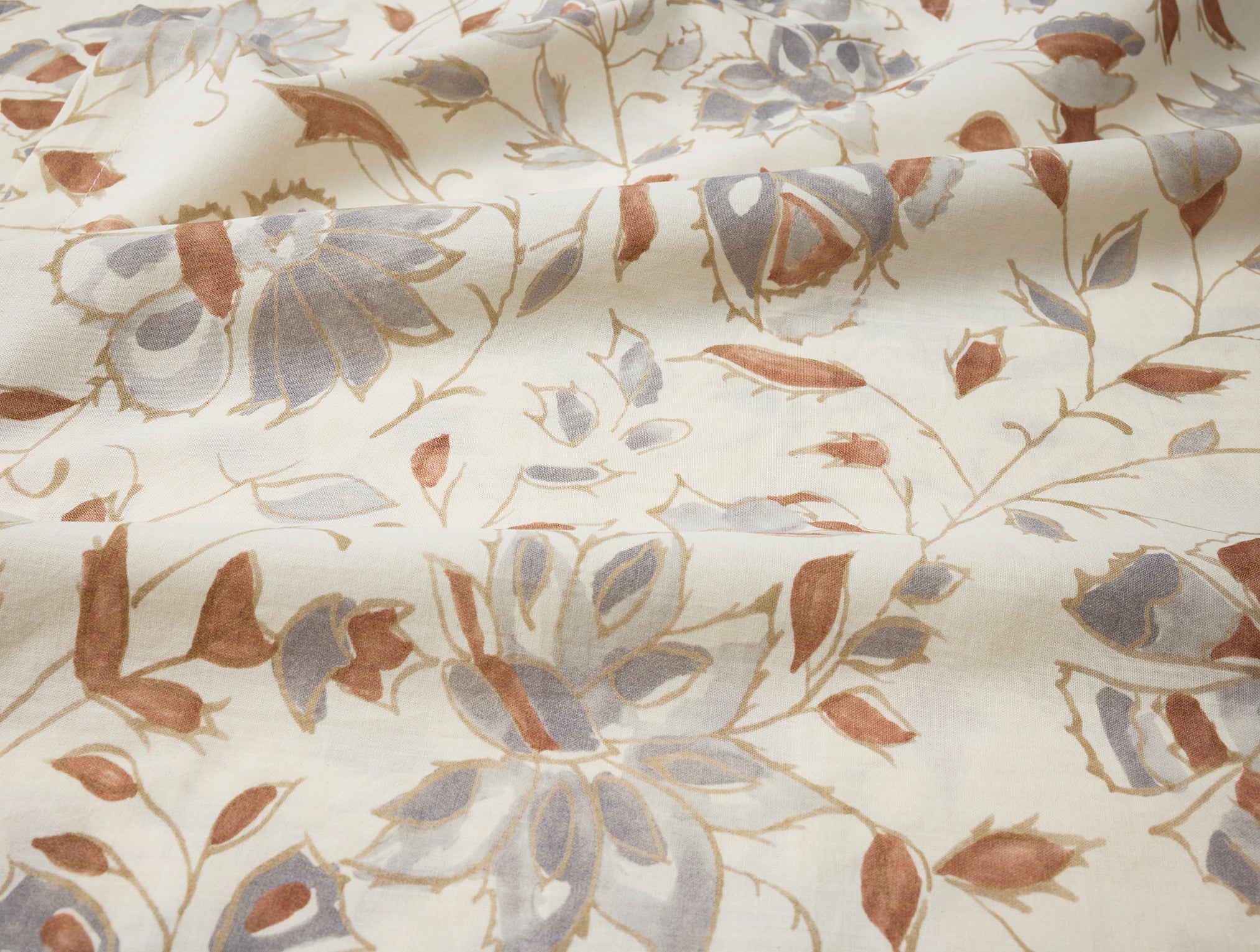 Flora Organic Print Napkins, Set of 4 - Image 3