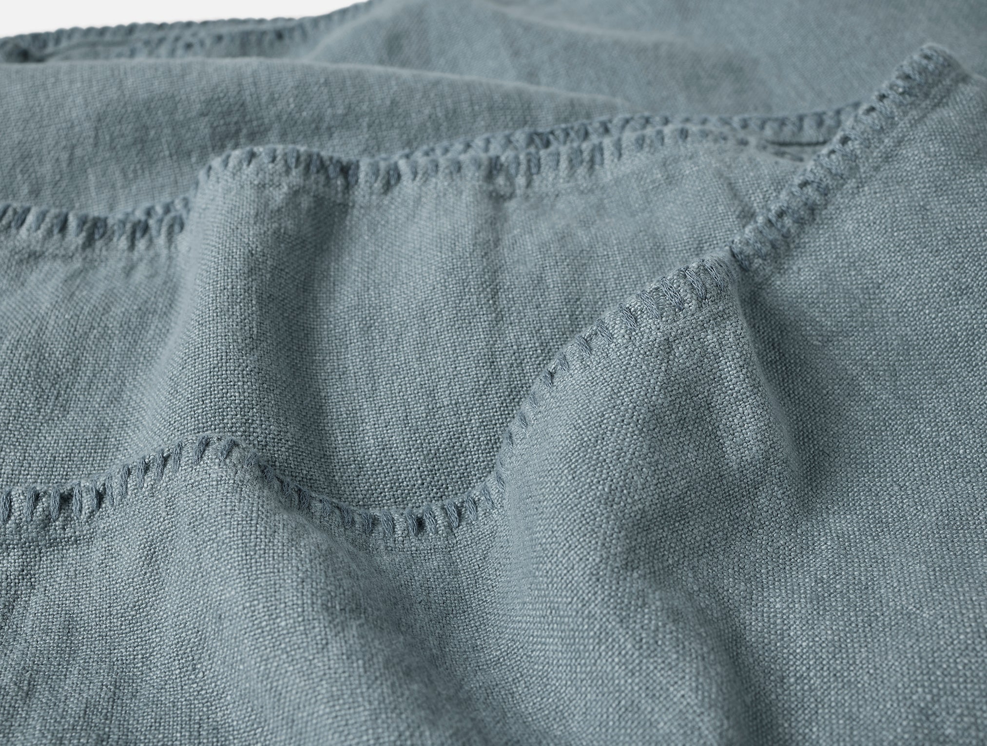 Helena Organic Linen Coverlet - Image 3