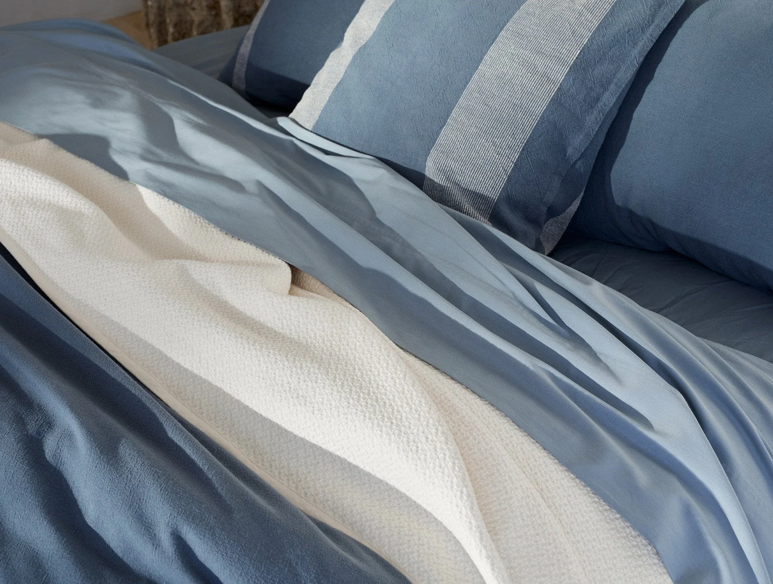 Honeycomb Organic Blanket - Image 4