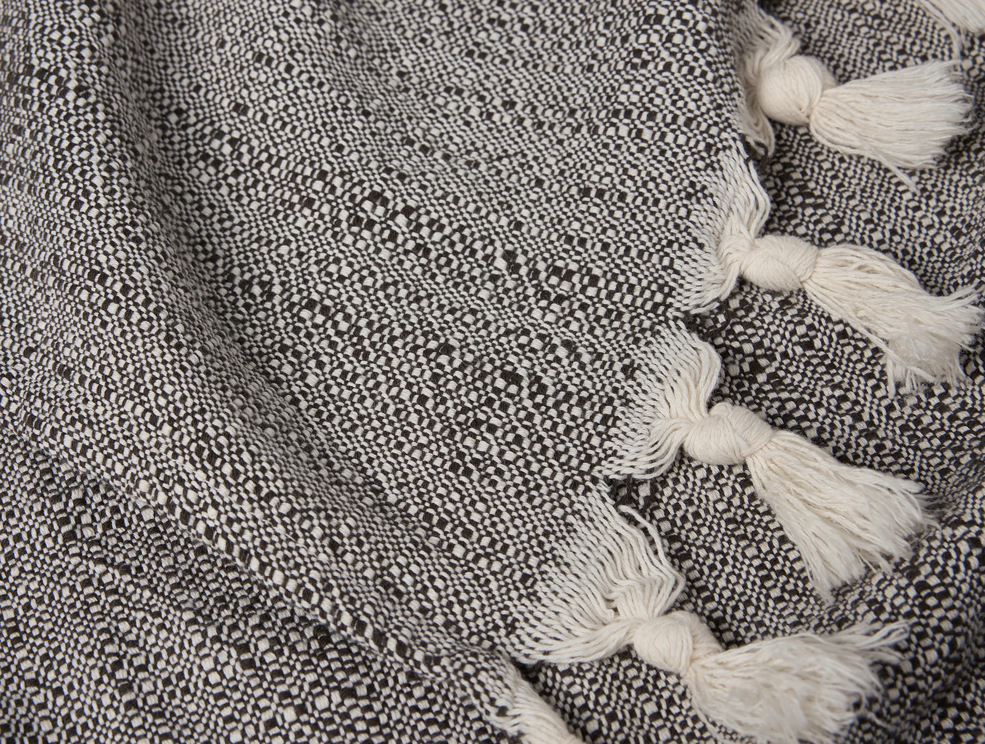 Lido Organic Throw - Image 2