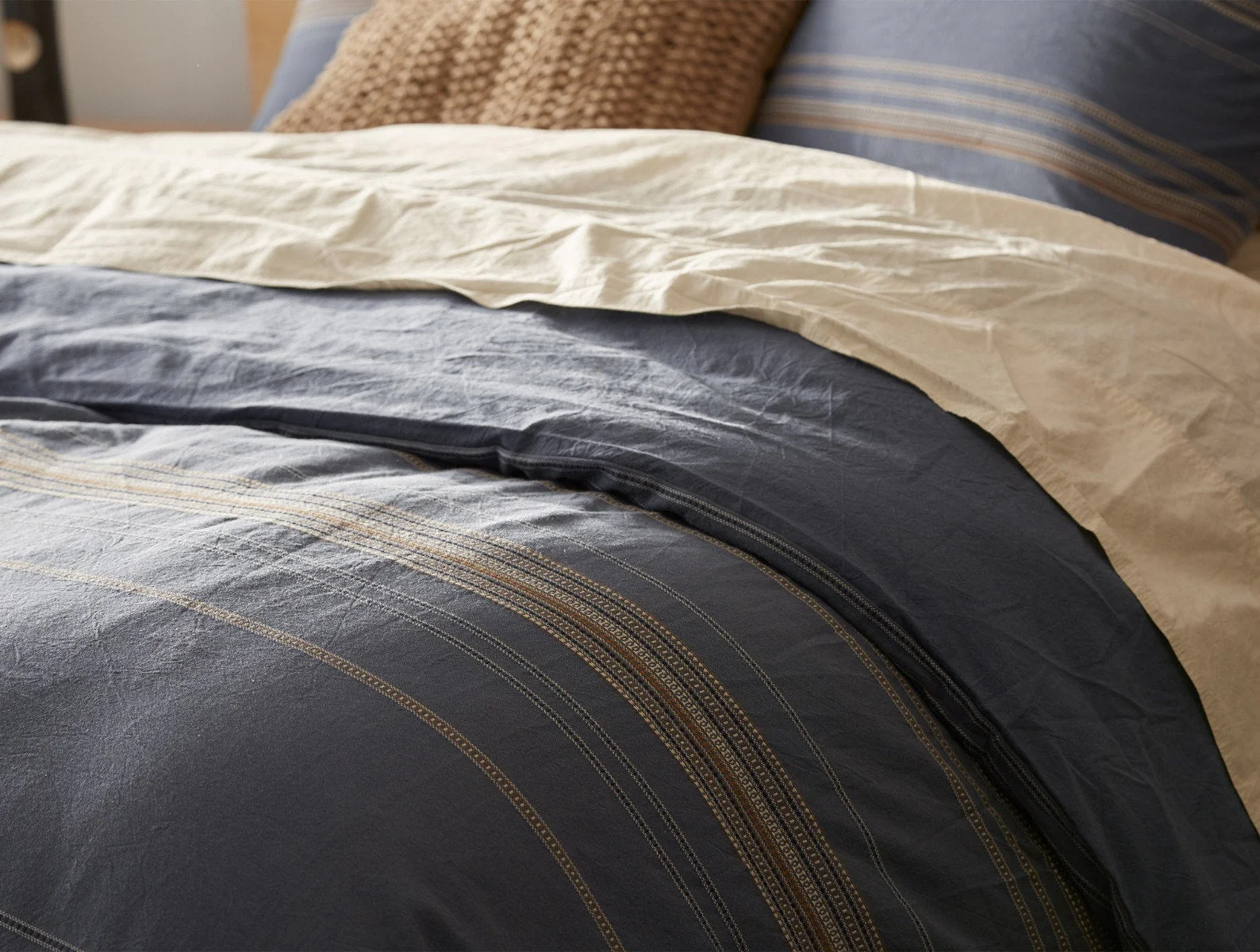 Lobos Organic Duvet Cover - Renewed - Image 3