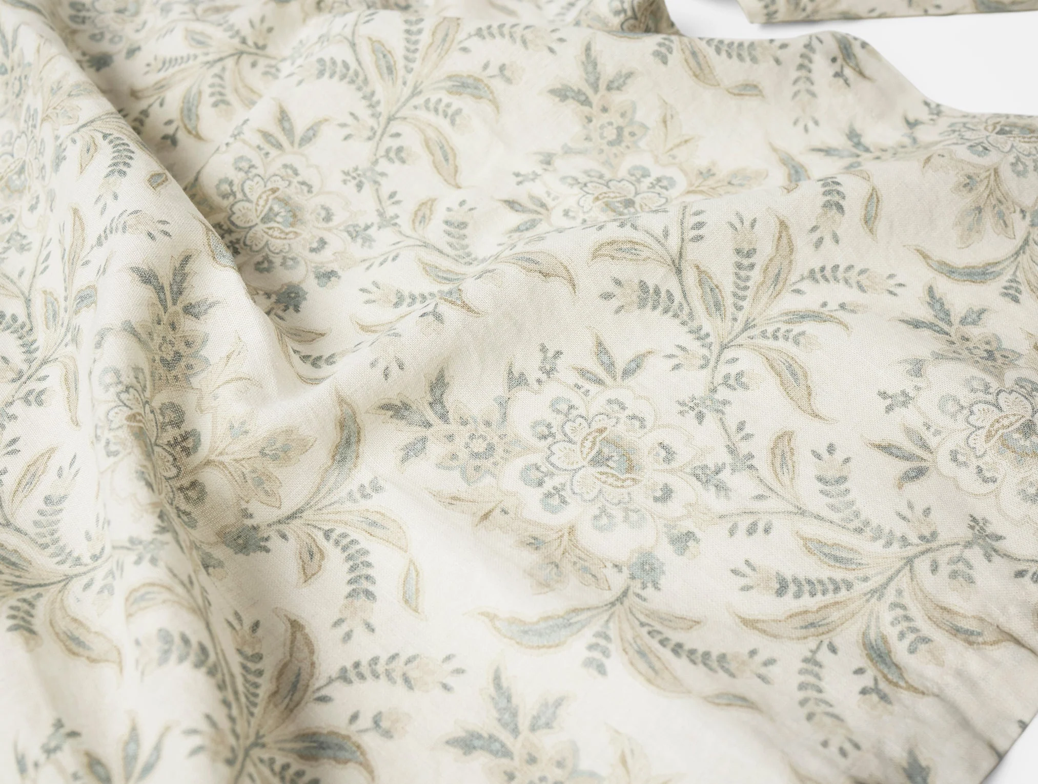Marguerite Organic Print Napkins, Set of 4 - Image 2