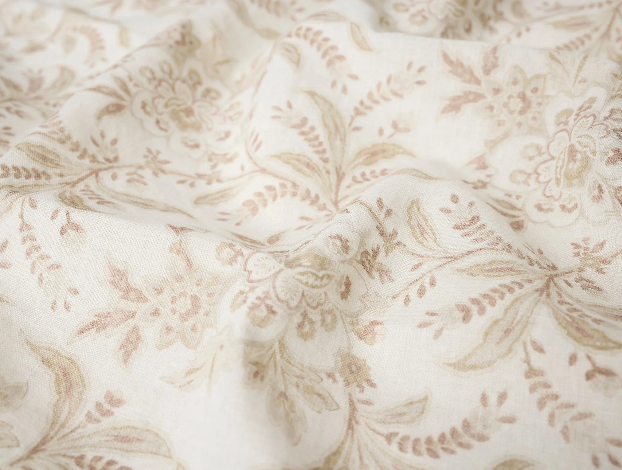 Marguerite Organic Print Napkins, Set of 4 - Image 3