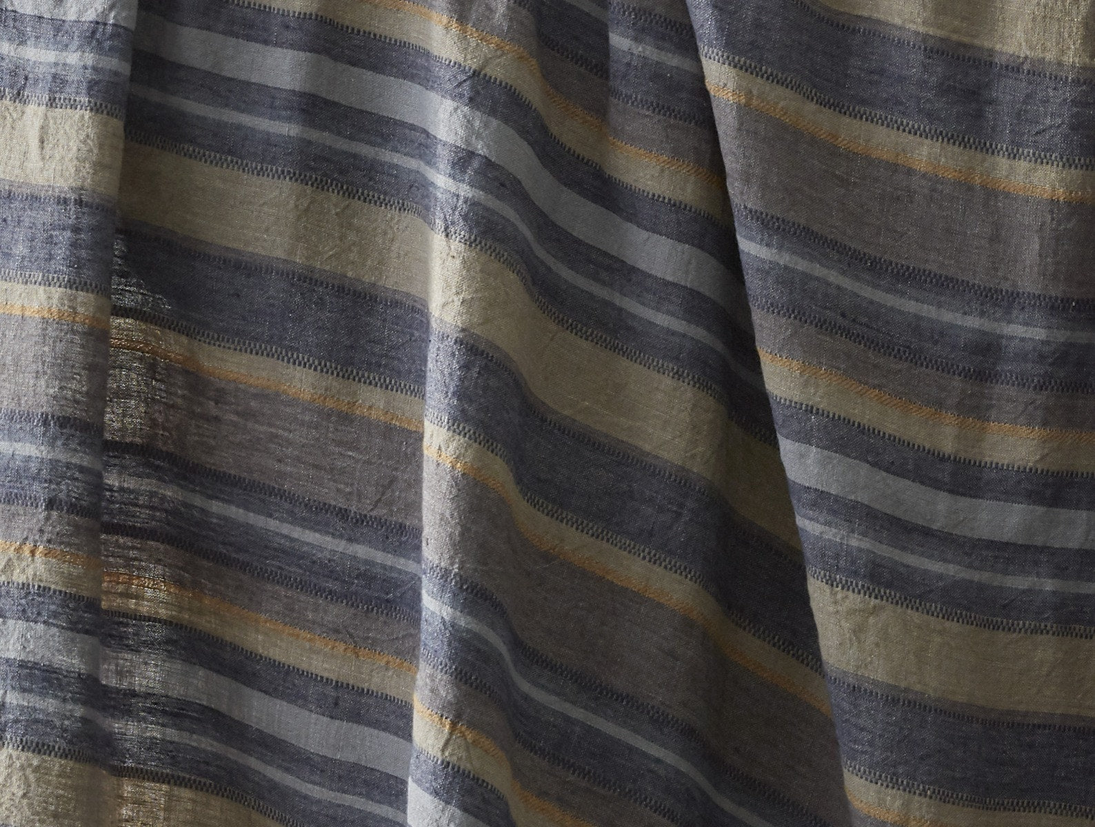 Mojave Organic Linen Tablecloth - Image 4