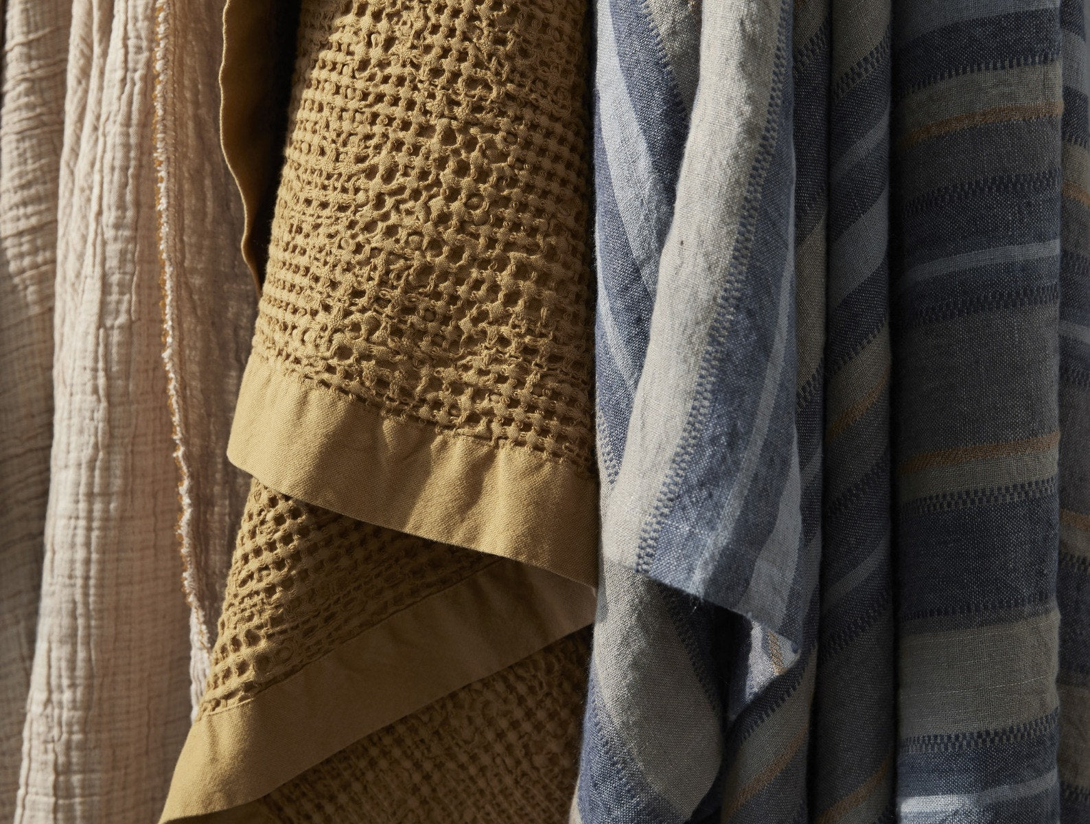 Mojave Organic Linen Tablecloth - Image 6