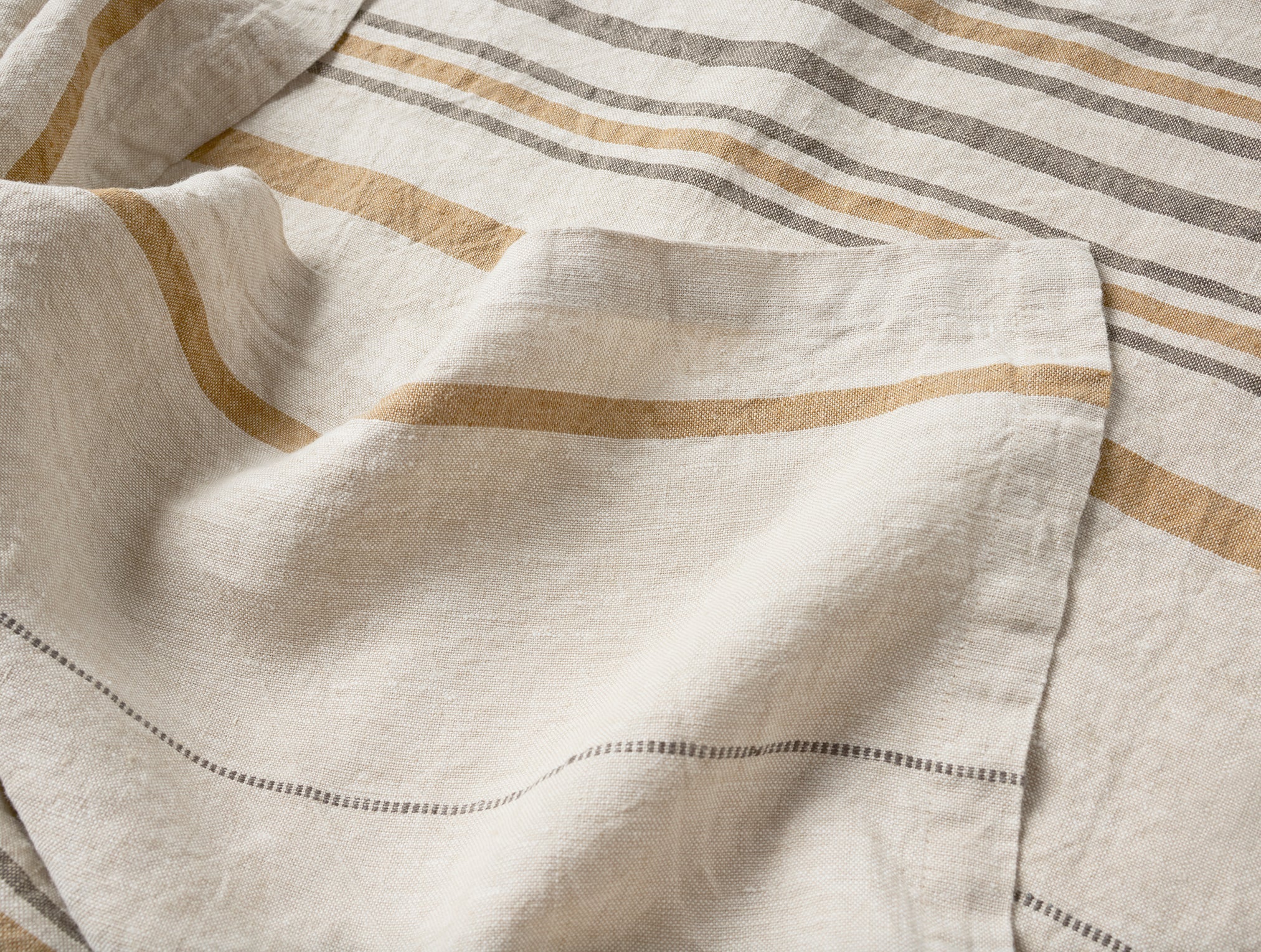 Mojave Organic Linen Tablecloth - Image 2