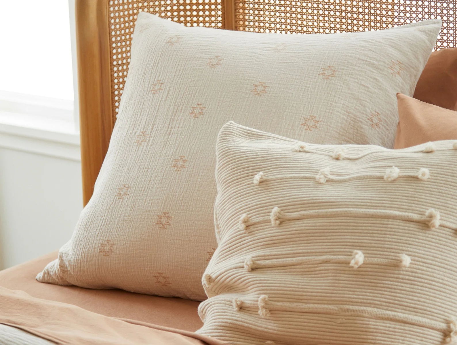 Noe Organic Duvet Cover - Renewed - Image 6
