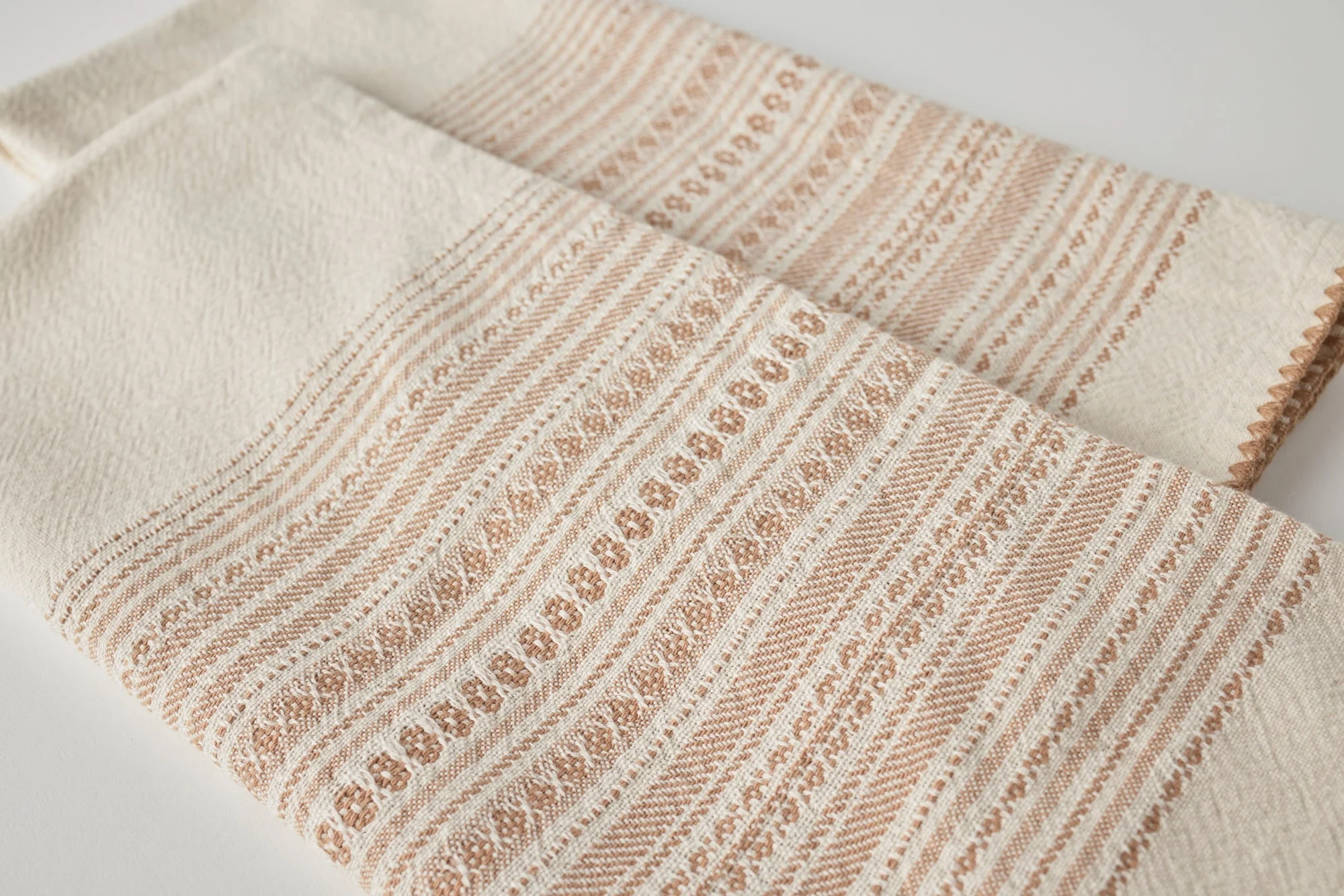 Oak Organic Hand Towel, Set of 2 - Image 2