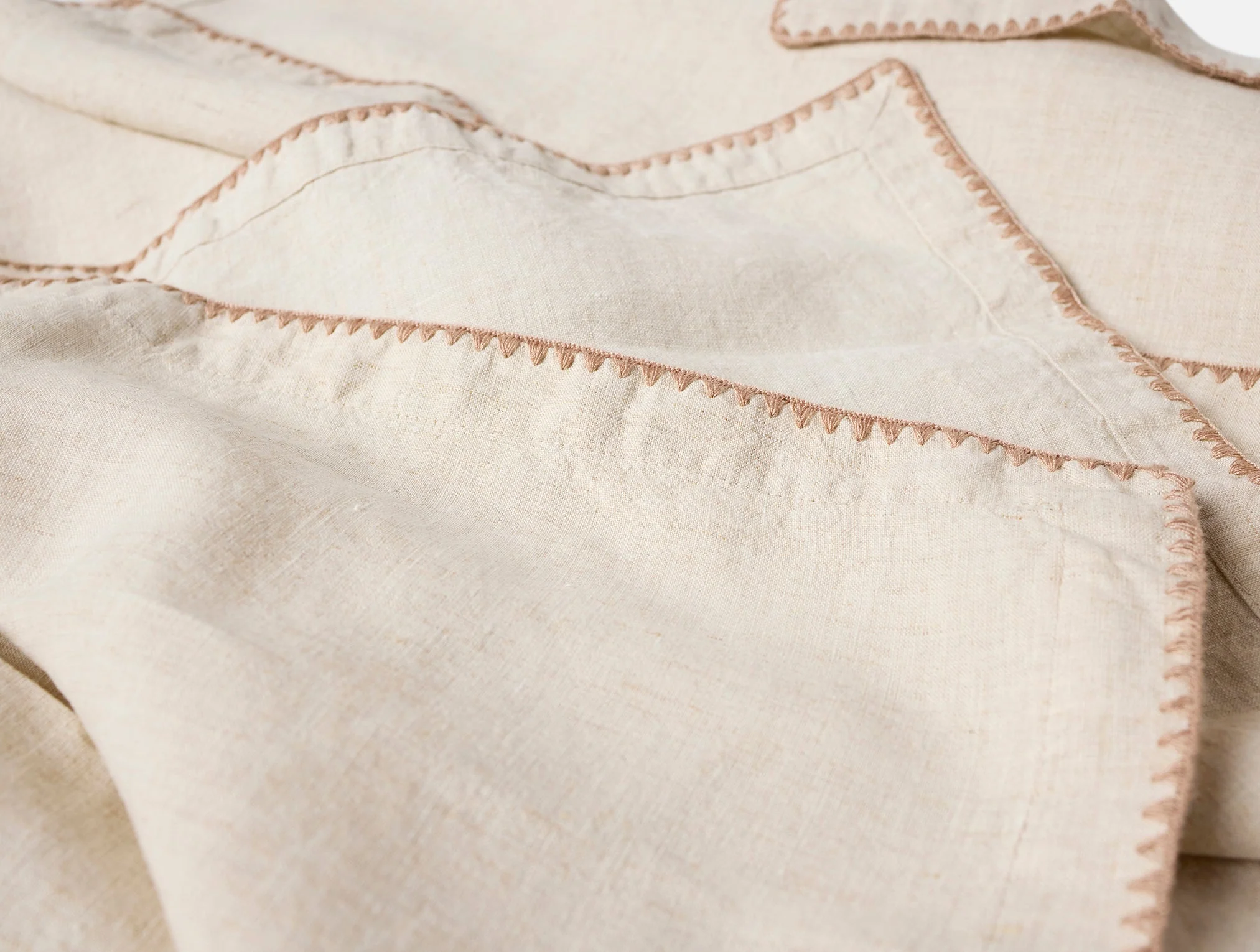 Olivos Embroidered Organic Linen Napkins - Image 2