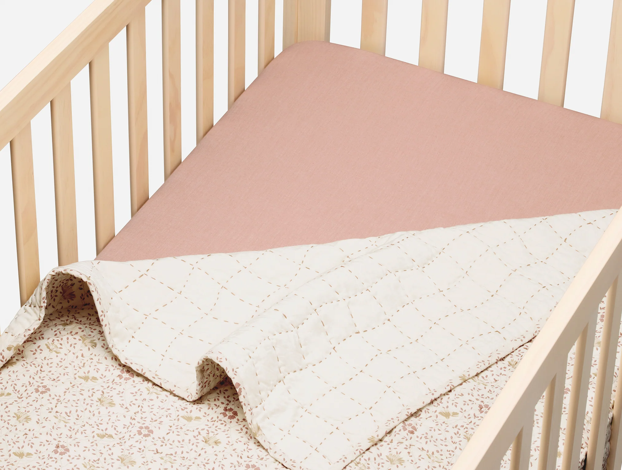 Organic Crinkled Percale™ Crib Sheet - Image 3