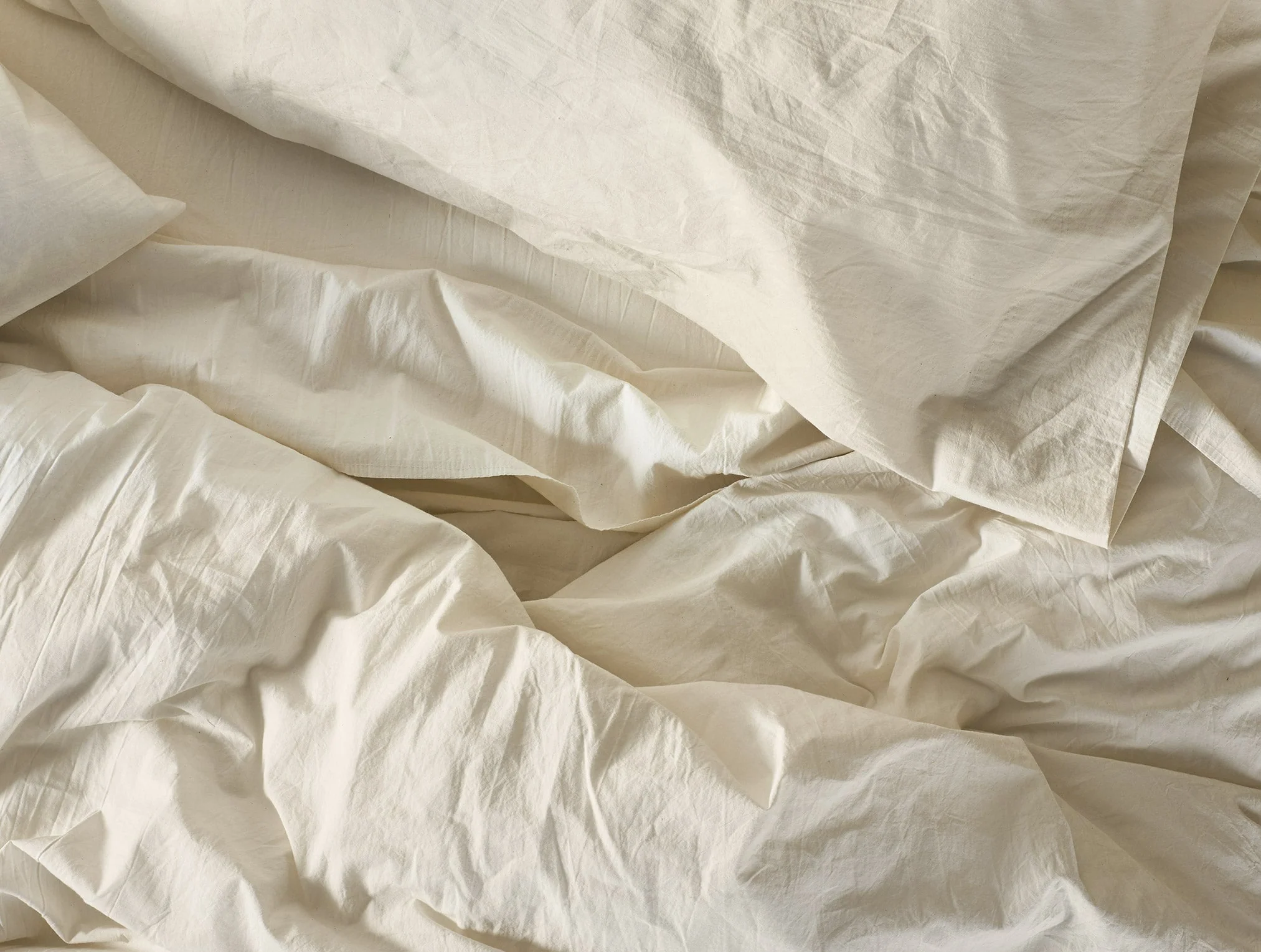Organic Crinkled Percale™ Fitted Sheet - Image 2