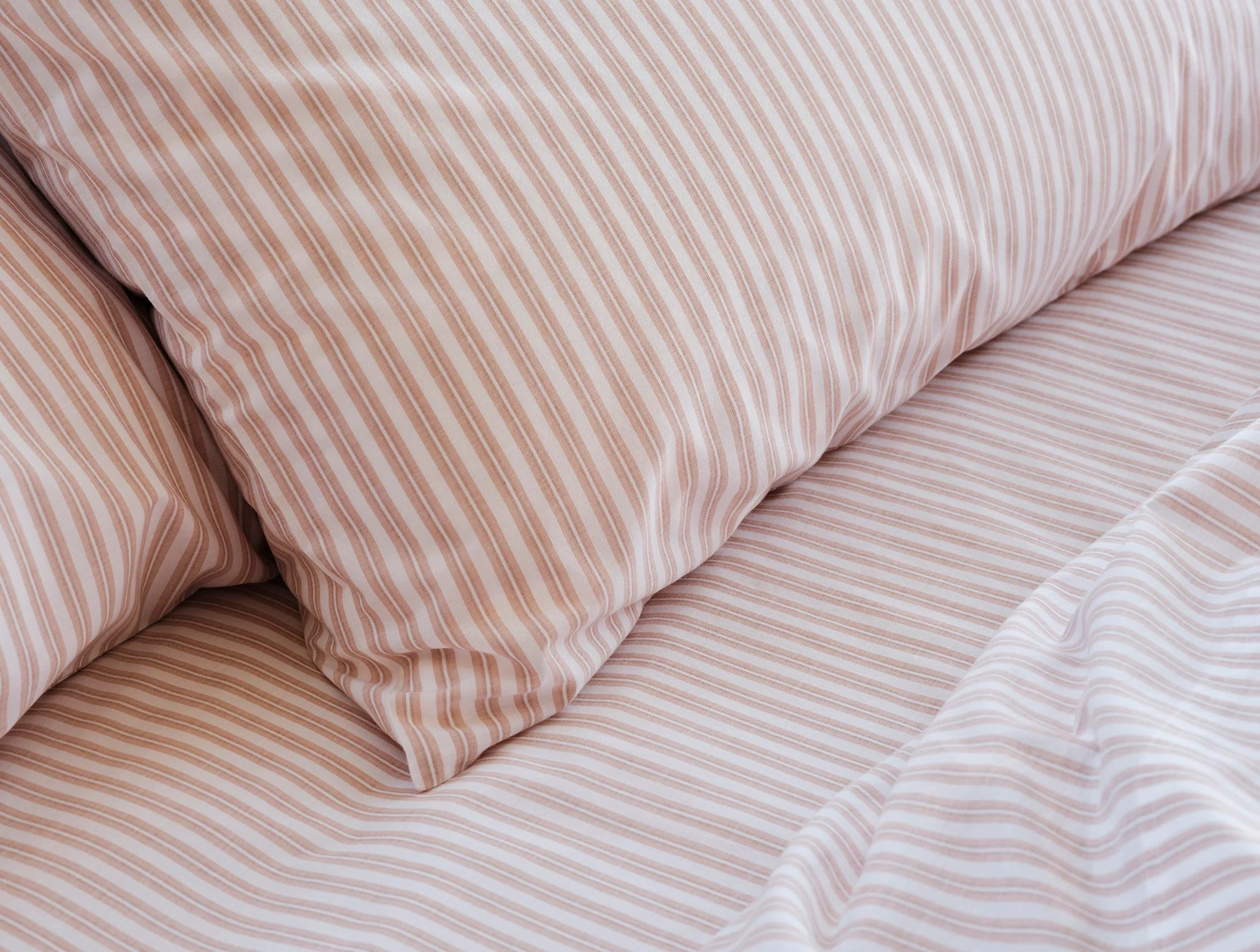 Organic Crinkled Percale™ Sheet Set - Image 3