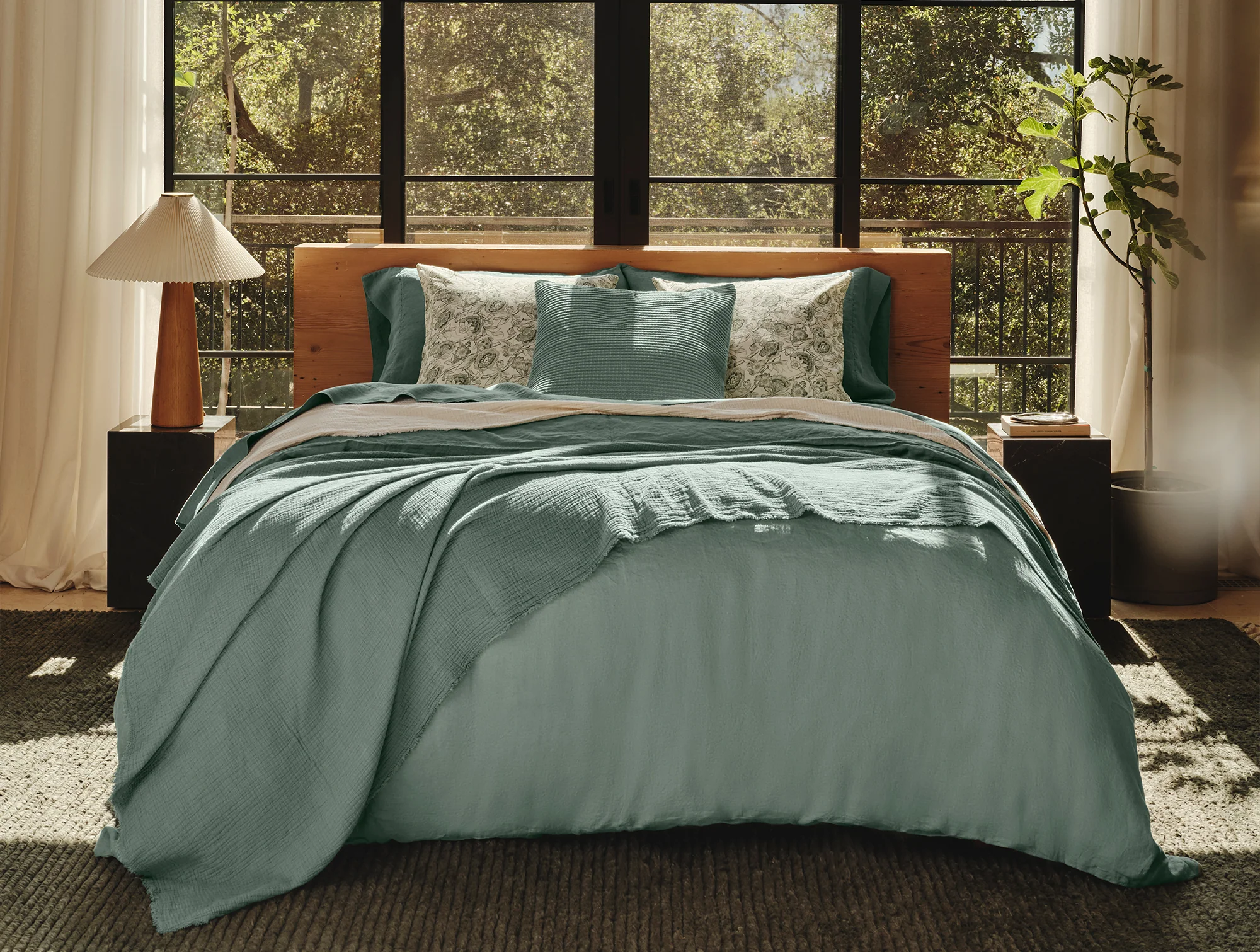 Organic Relaxed Linen Sheet Set - Image 3