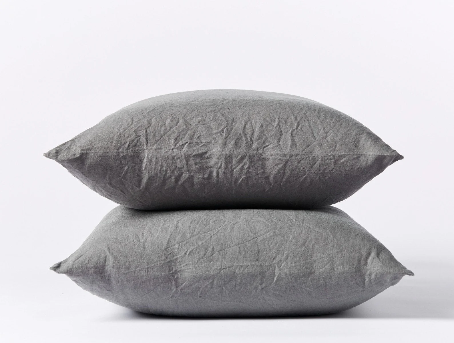 Organic Relaxed Linen Pillowcases - Image 3