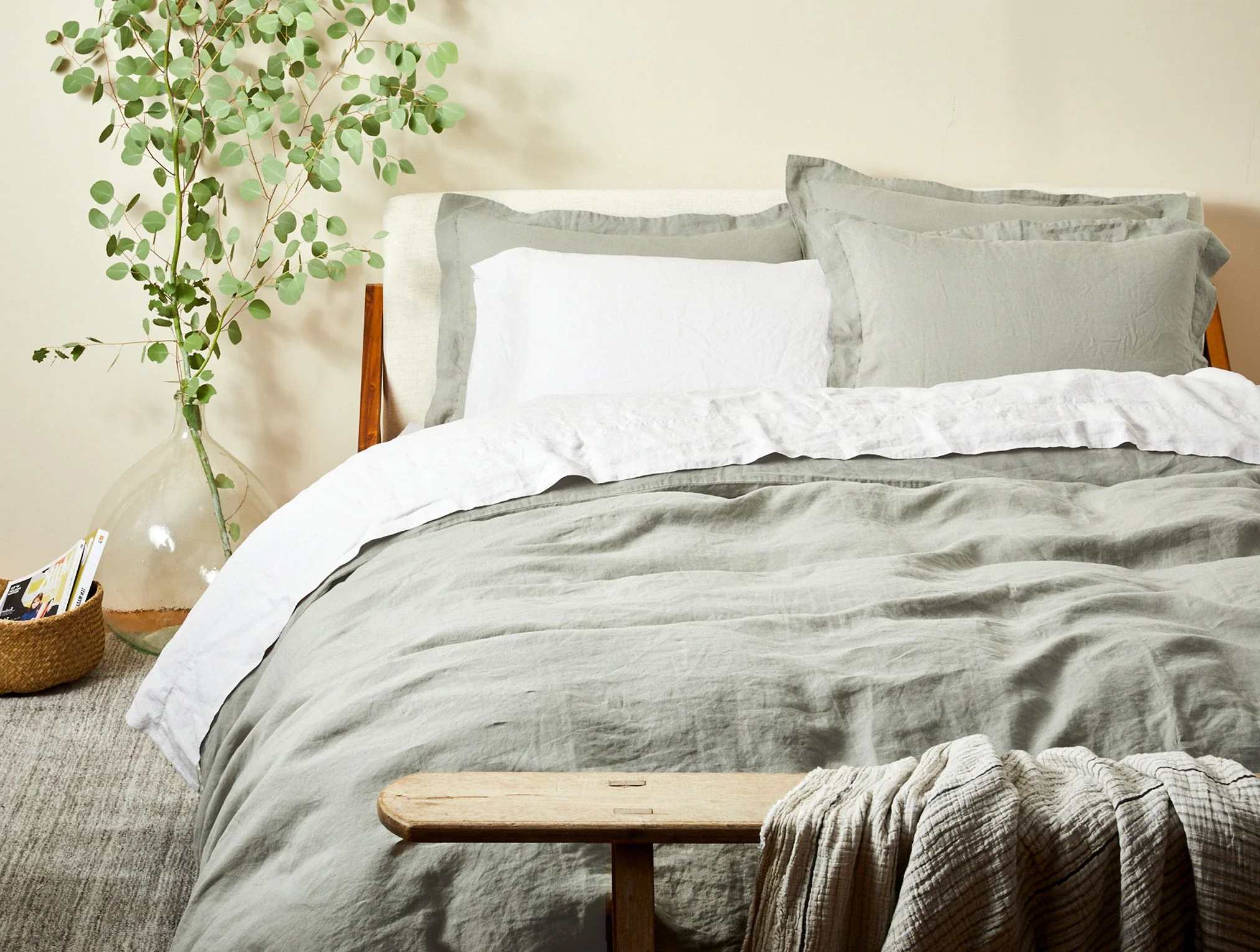 Organic Relaxed Linen Sheet Set - Renewed - Image 4