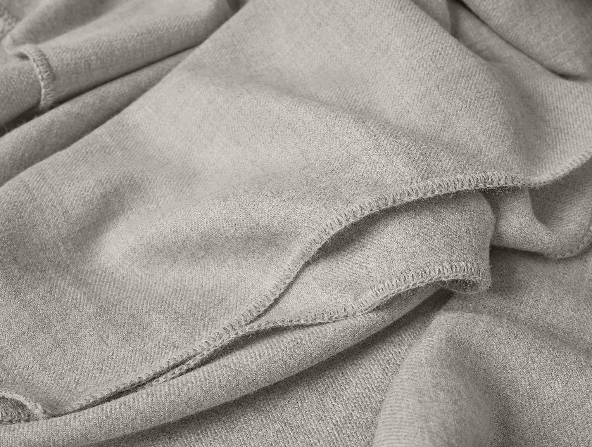 Pacaya Alpaca Blanket - Image 2
