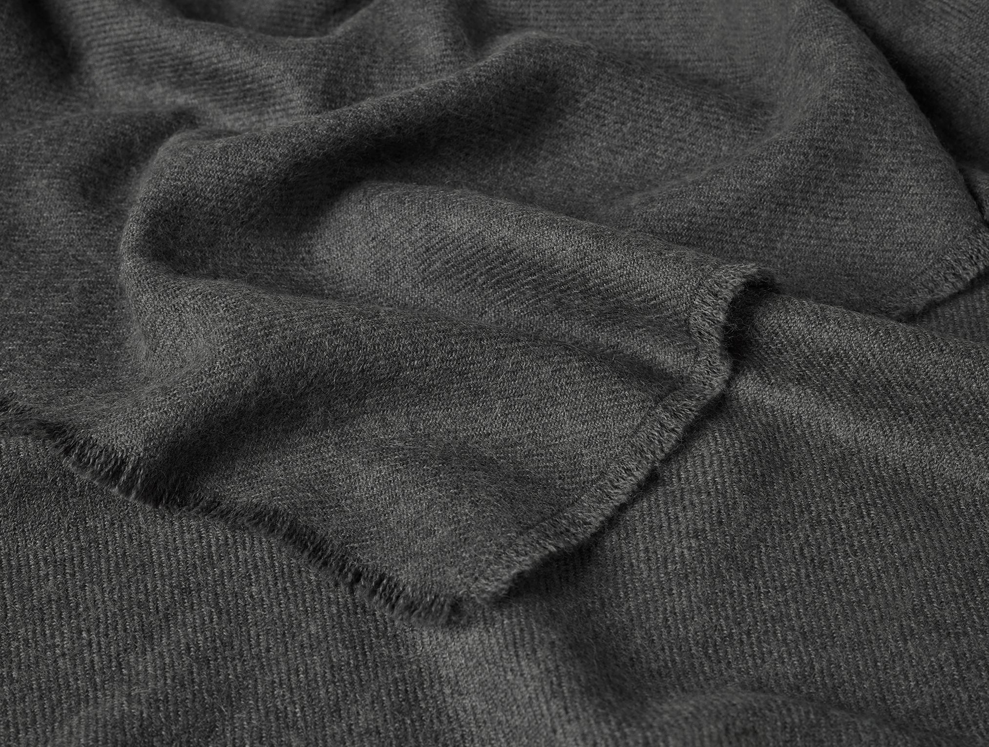 Pacaya Alpaca Throw - Image 3