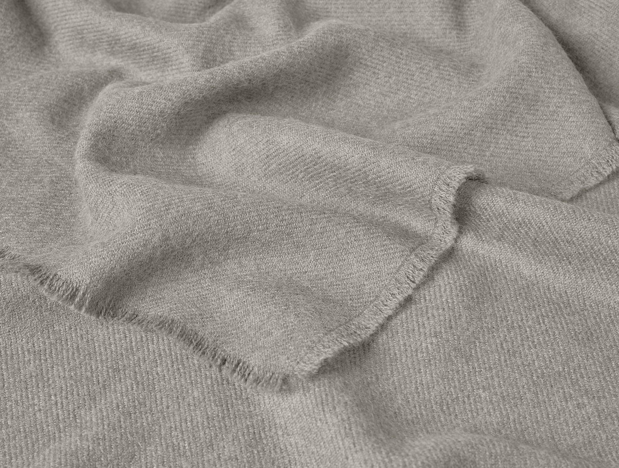 Pacaya Alpaca Throw - Image 3