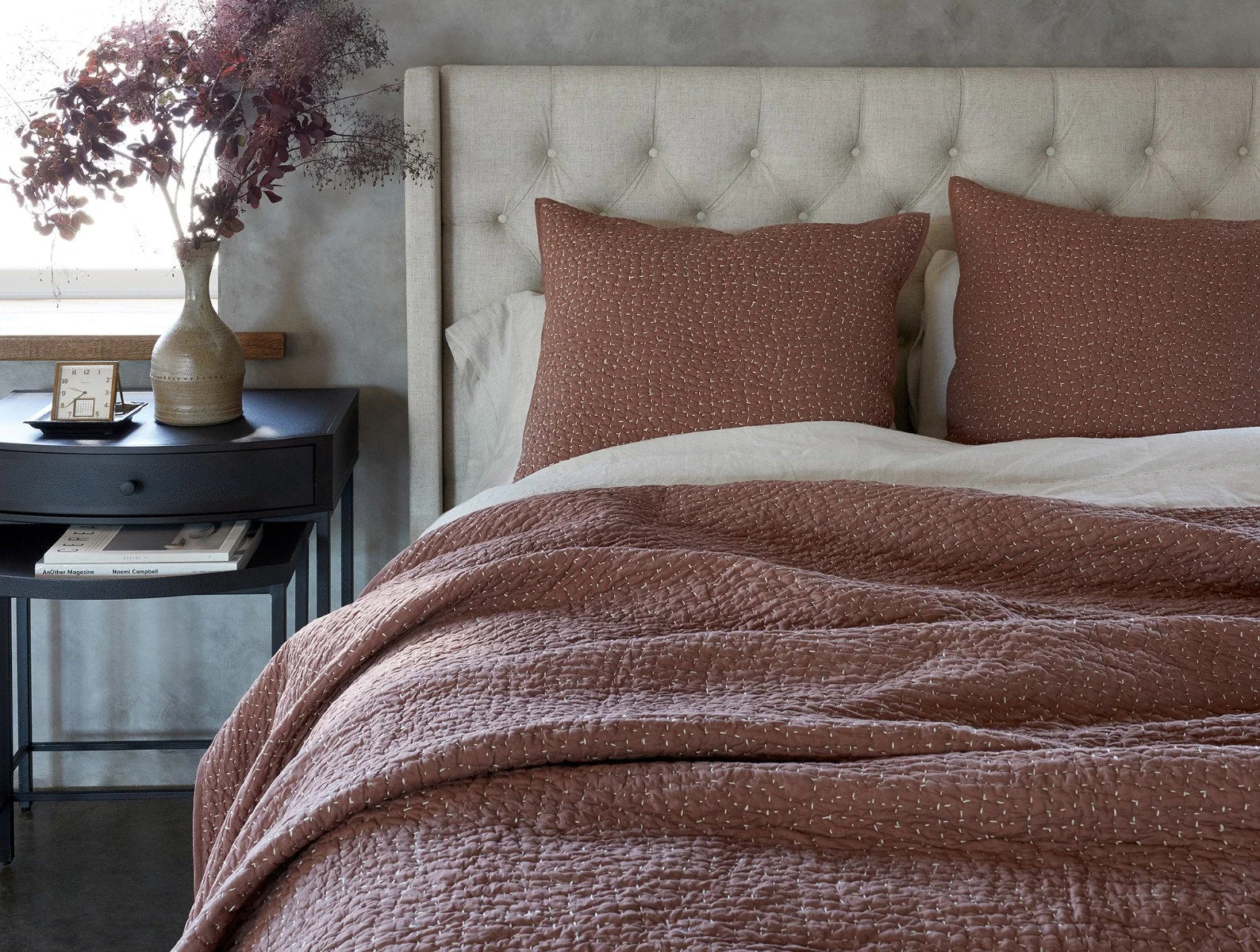 Pebbled Handstitched Quilt Set - Image 11