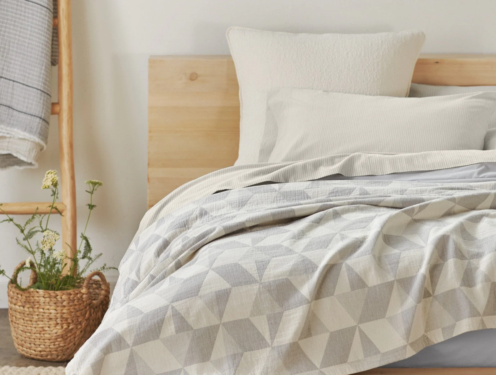 Pismo Organic Blanket Swatch - Image 2