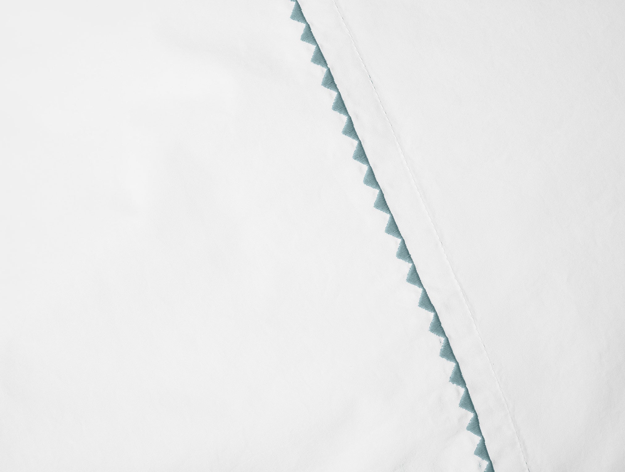 Refined Organic Percale Sheet Set - Image 3