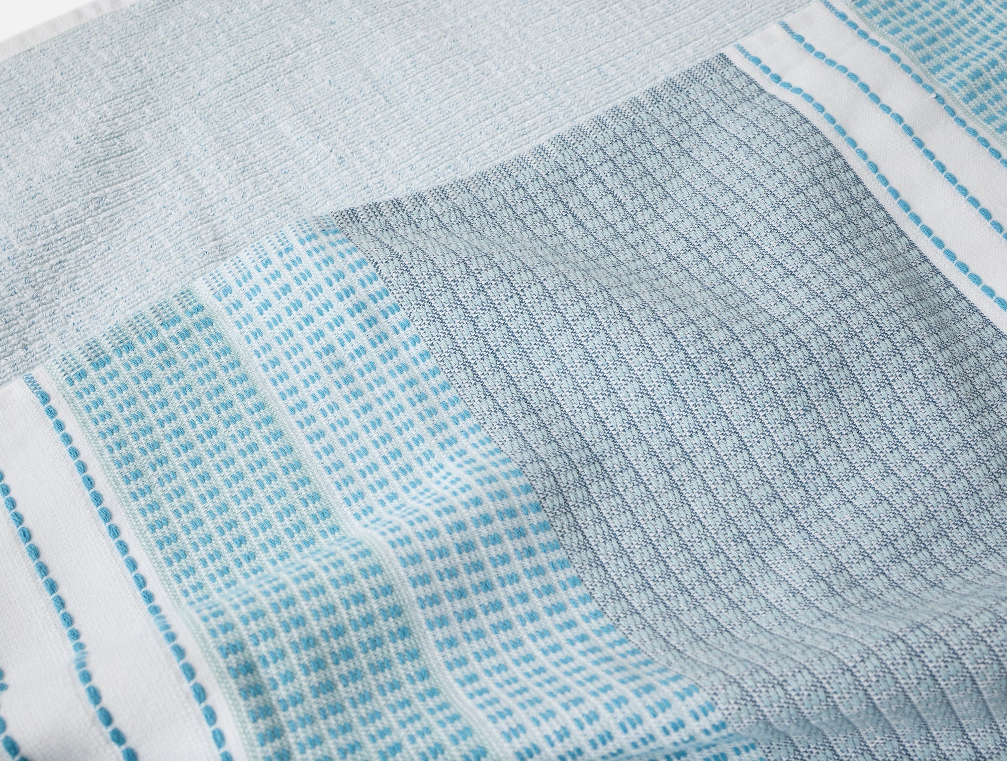 Seabright Organic Beach Towel - Image 2