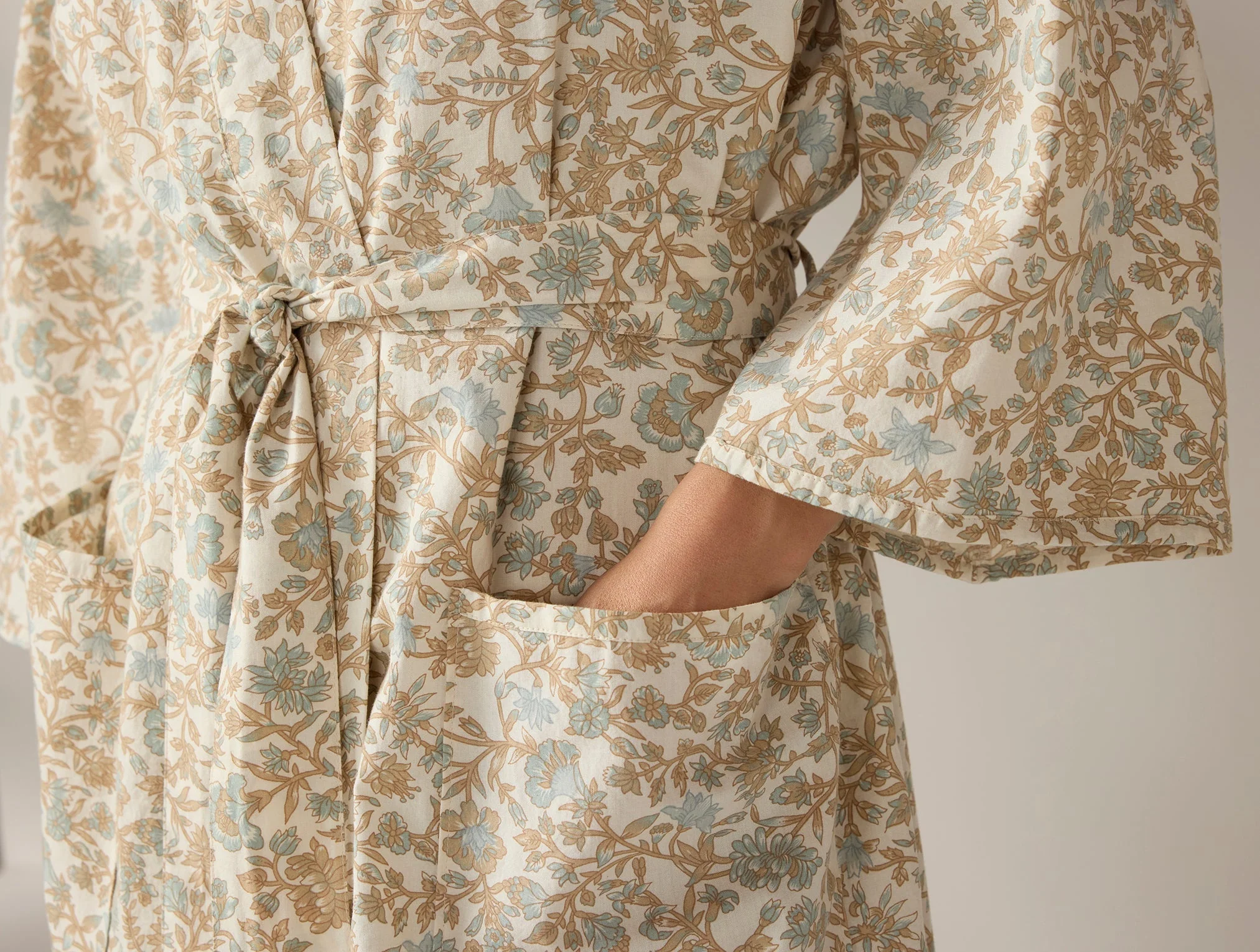 Women's Isla Organic Cotton Robe - Image 3