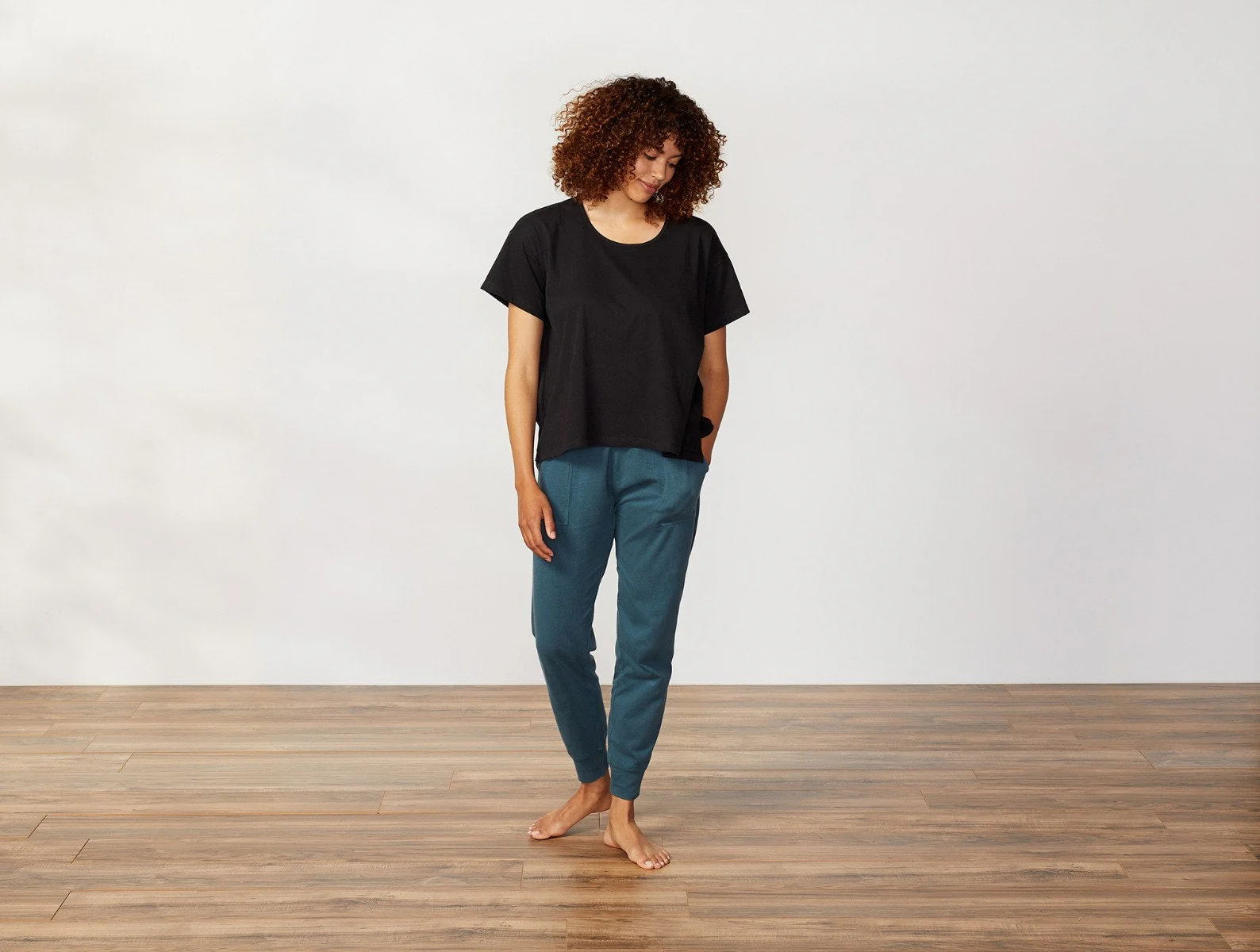 Women's Solstice Organic Boxy Tee - Renewed - Image 6