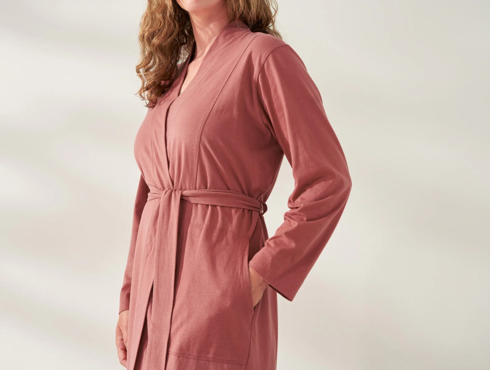 Women's Solstice Organic Relaxed Robe - Renewed - Image 11