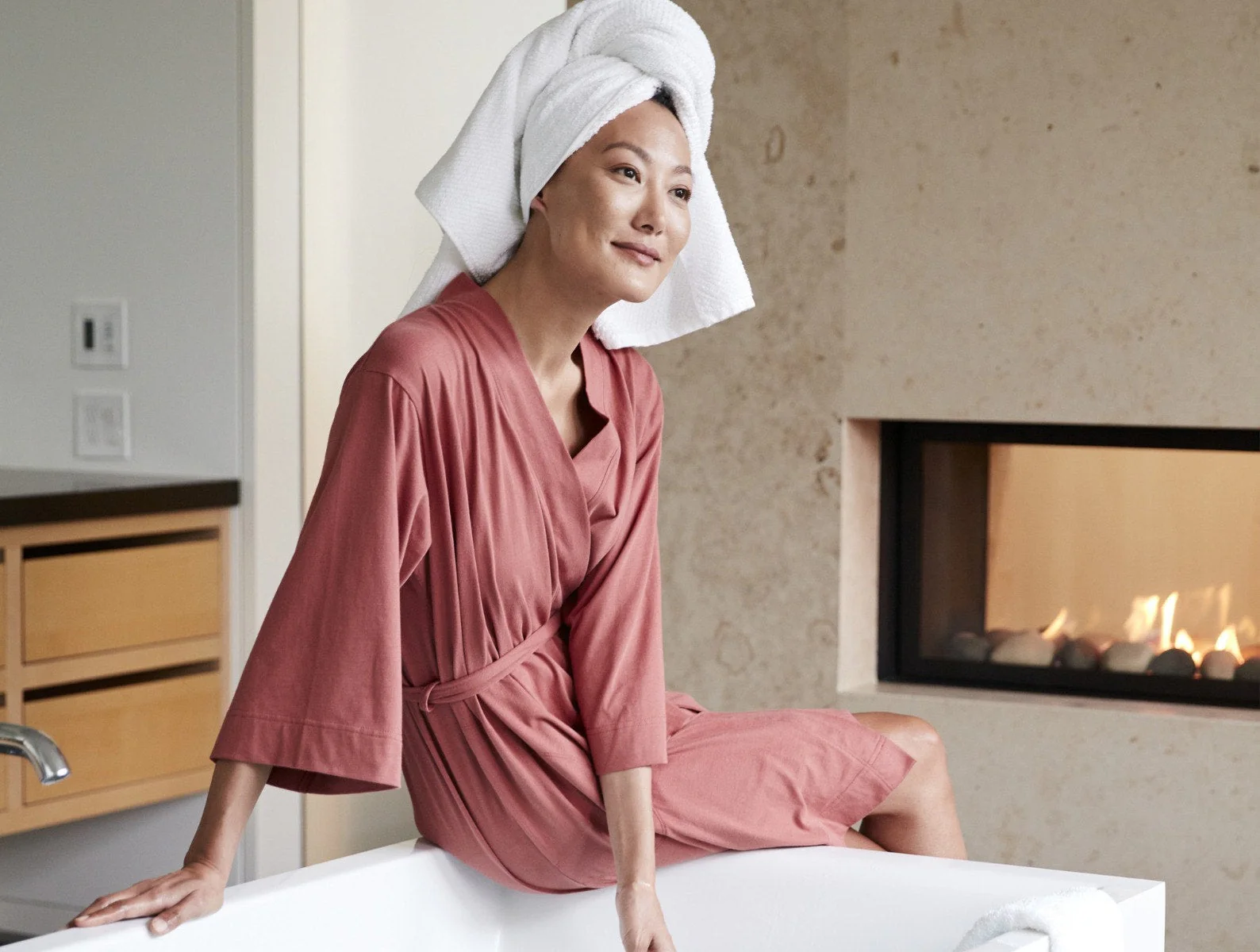 Women's Solstice Organic Short Robe - Renewed