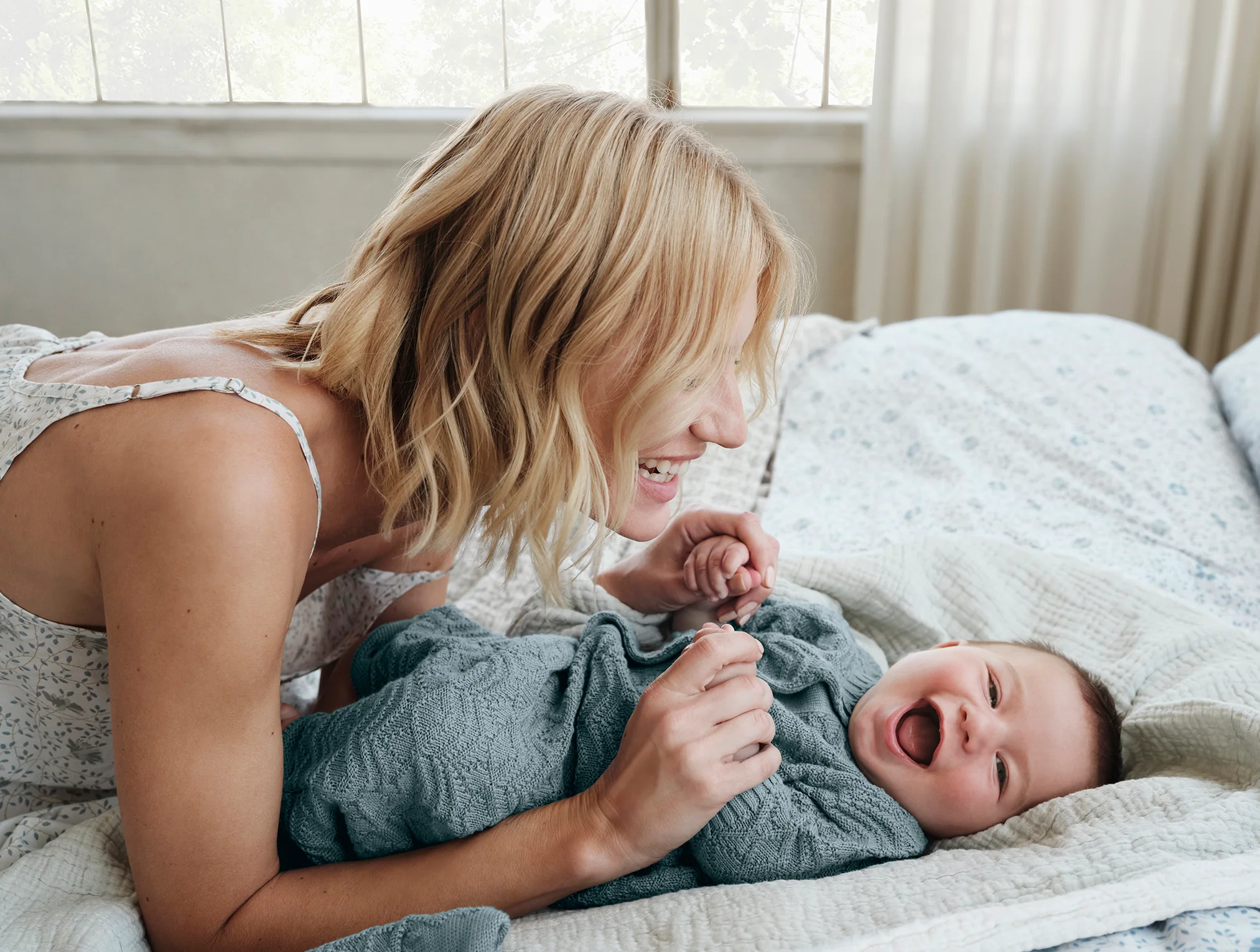 Wren Organic Knit Snuggle Sack - Image 2